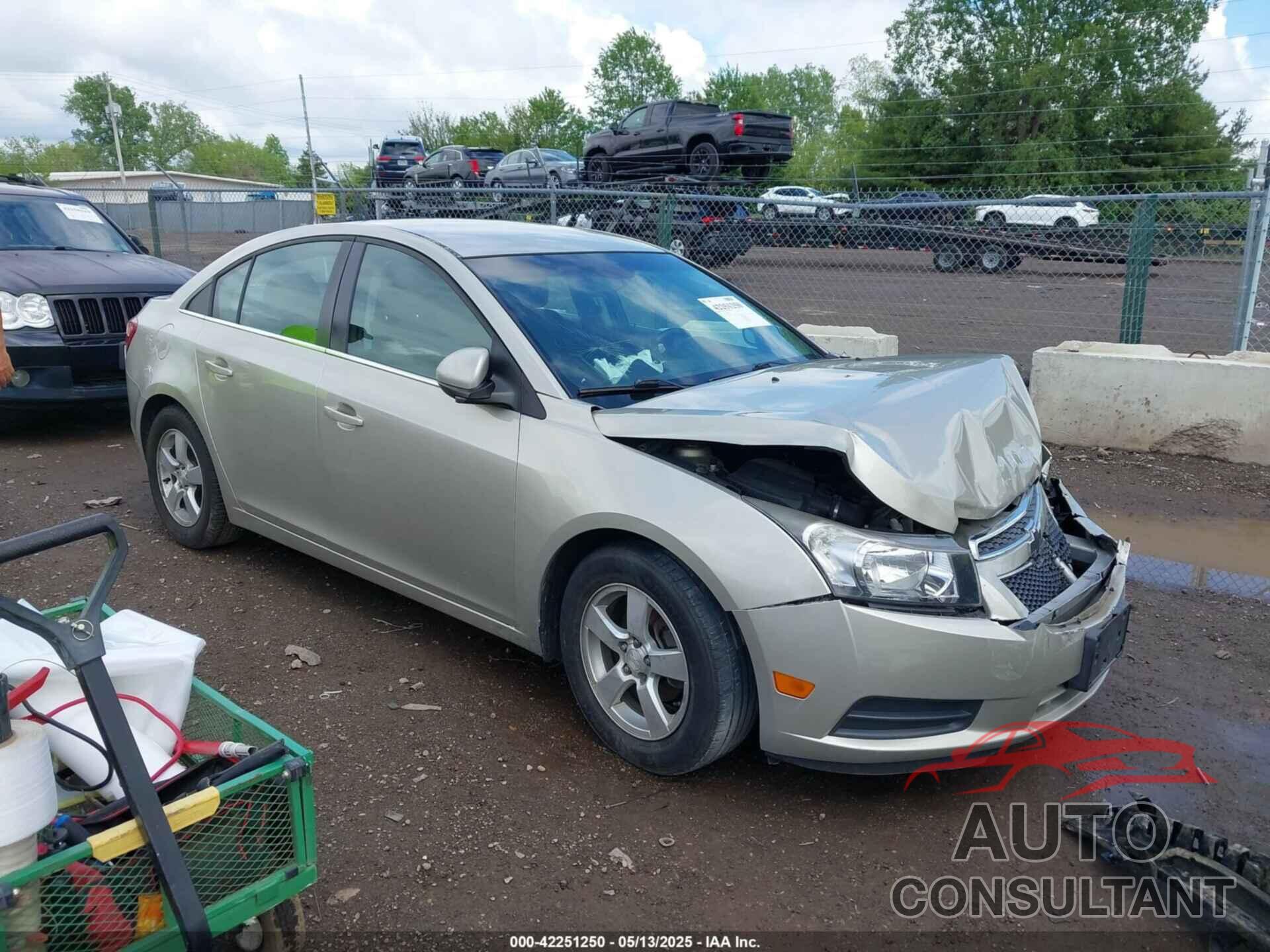 CHEVROLET CRUZE 2014 - 1G1PC5SB1E7244359