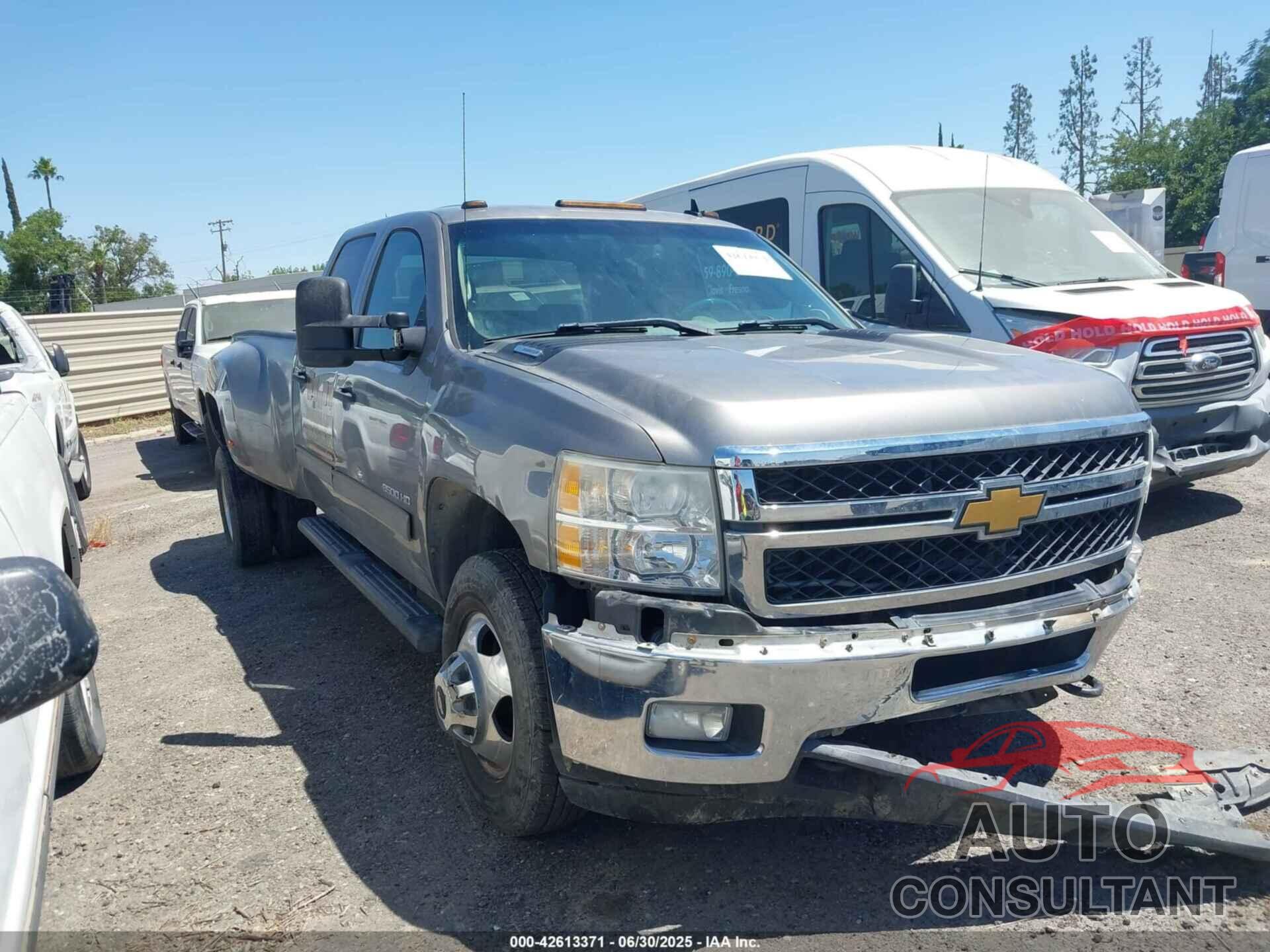 CHEVROLET SILVERADO 3500HD 2014 - 1GC4K0C81EF101629