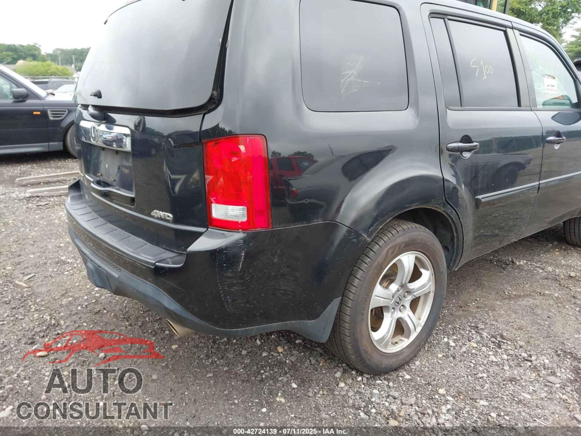 HONDA PILOT 2013 - 5FNYF4H68DB022353