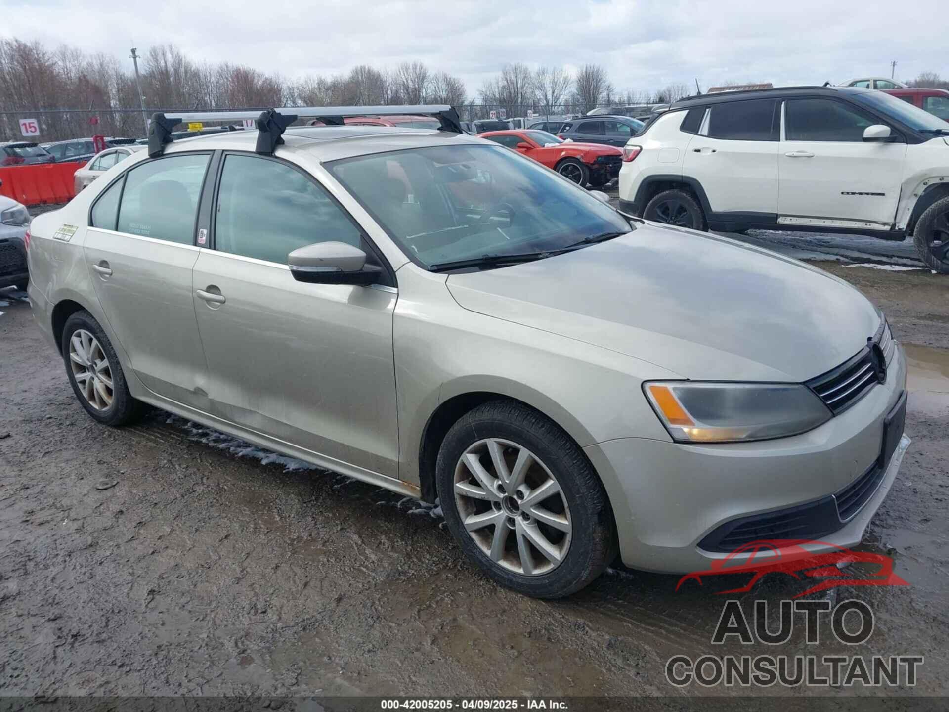 VOLKSWAGEN JETTA 2013 - 3VWDP7AJ9DM215258