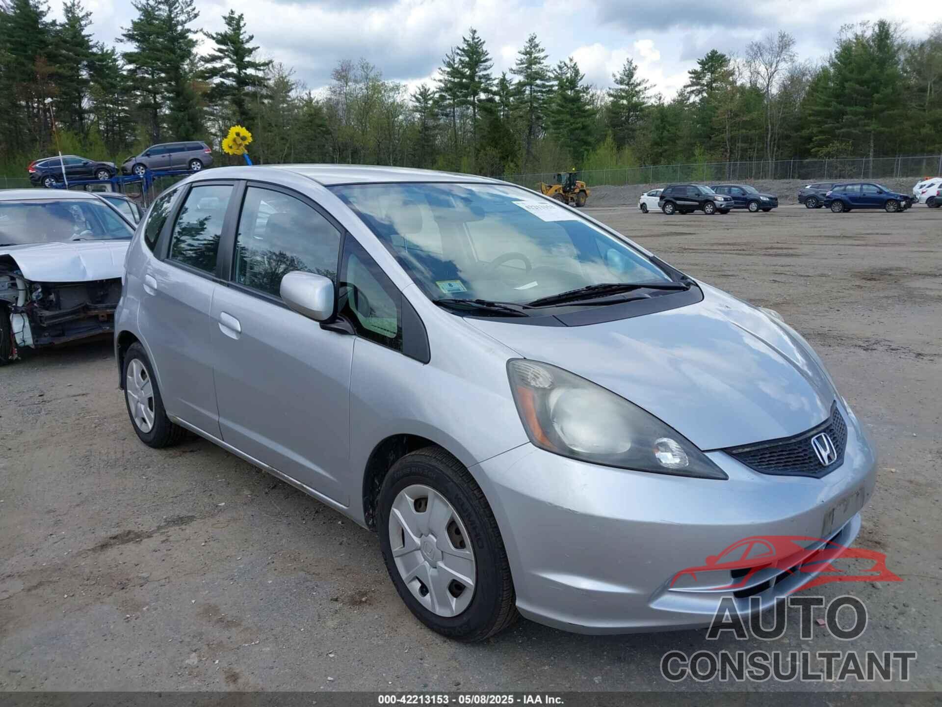 HONDA FIT 2012 - JHMGE8H31CC034124