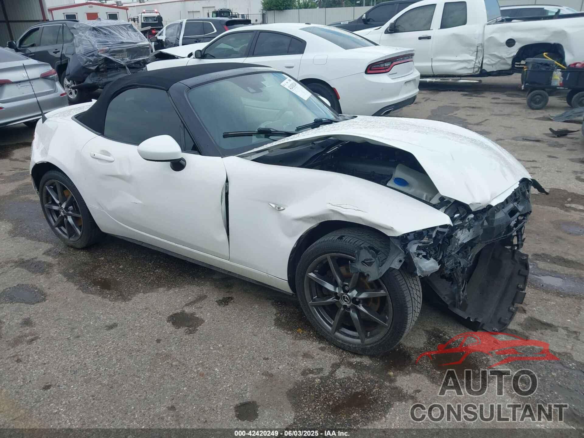 MAZDA MX-5 MIATA 2016 - JM1NDAD78G0110215