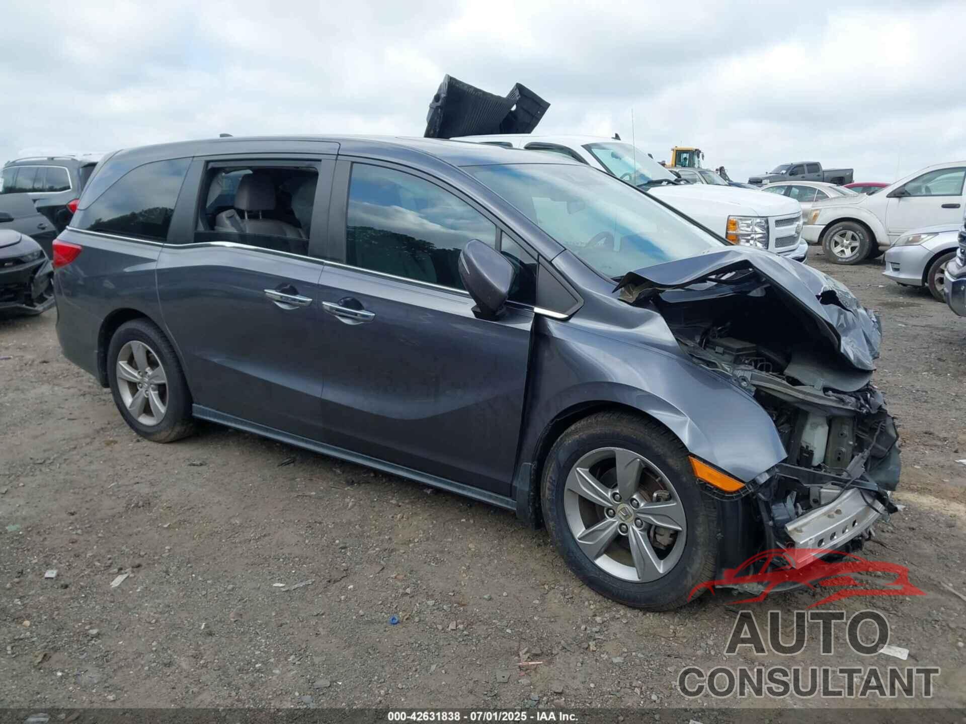 HONDA ODYSSEY 2018 - 5FNRL6H70JB017838