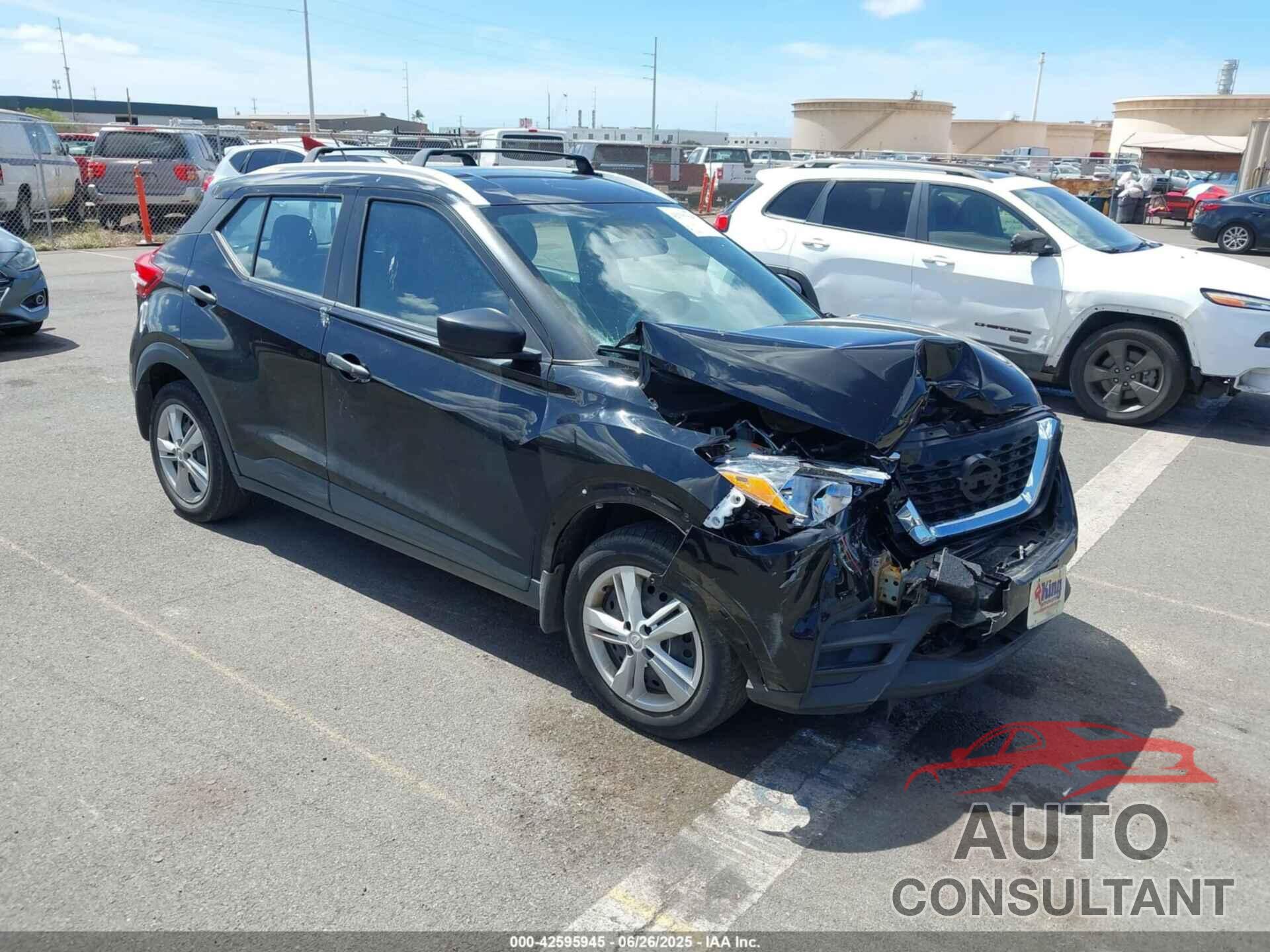 NISSAN KICKS 2018 - 3N1CP5CU2JL510247
