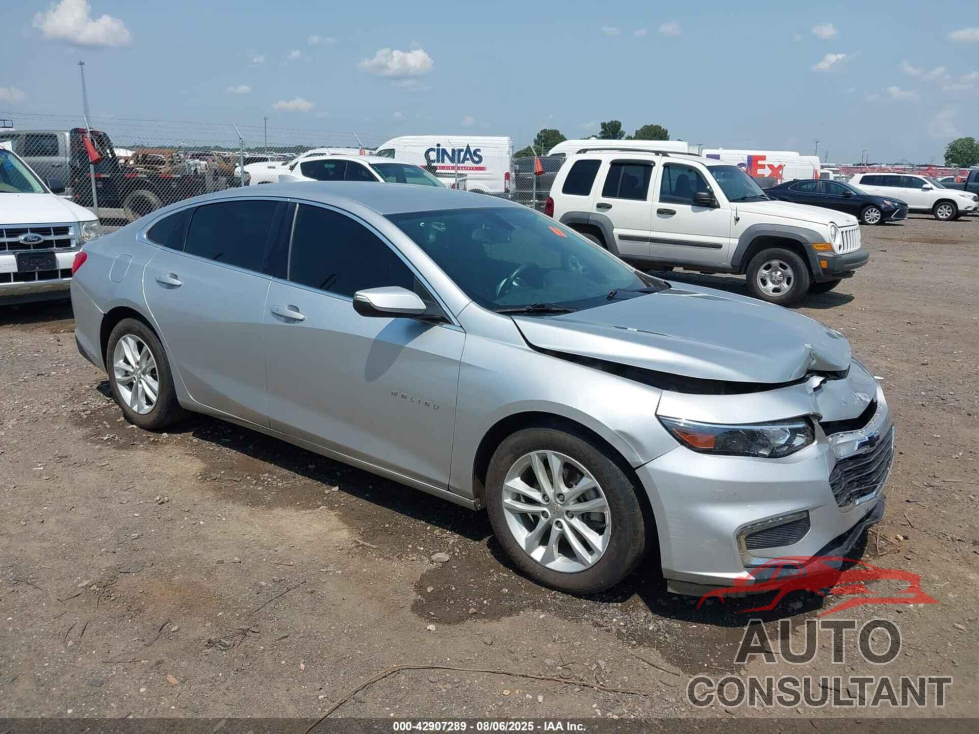 CHEVROLET MALIBU 2018 - 1G1ZD5ST5JF135689