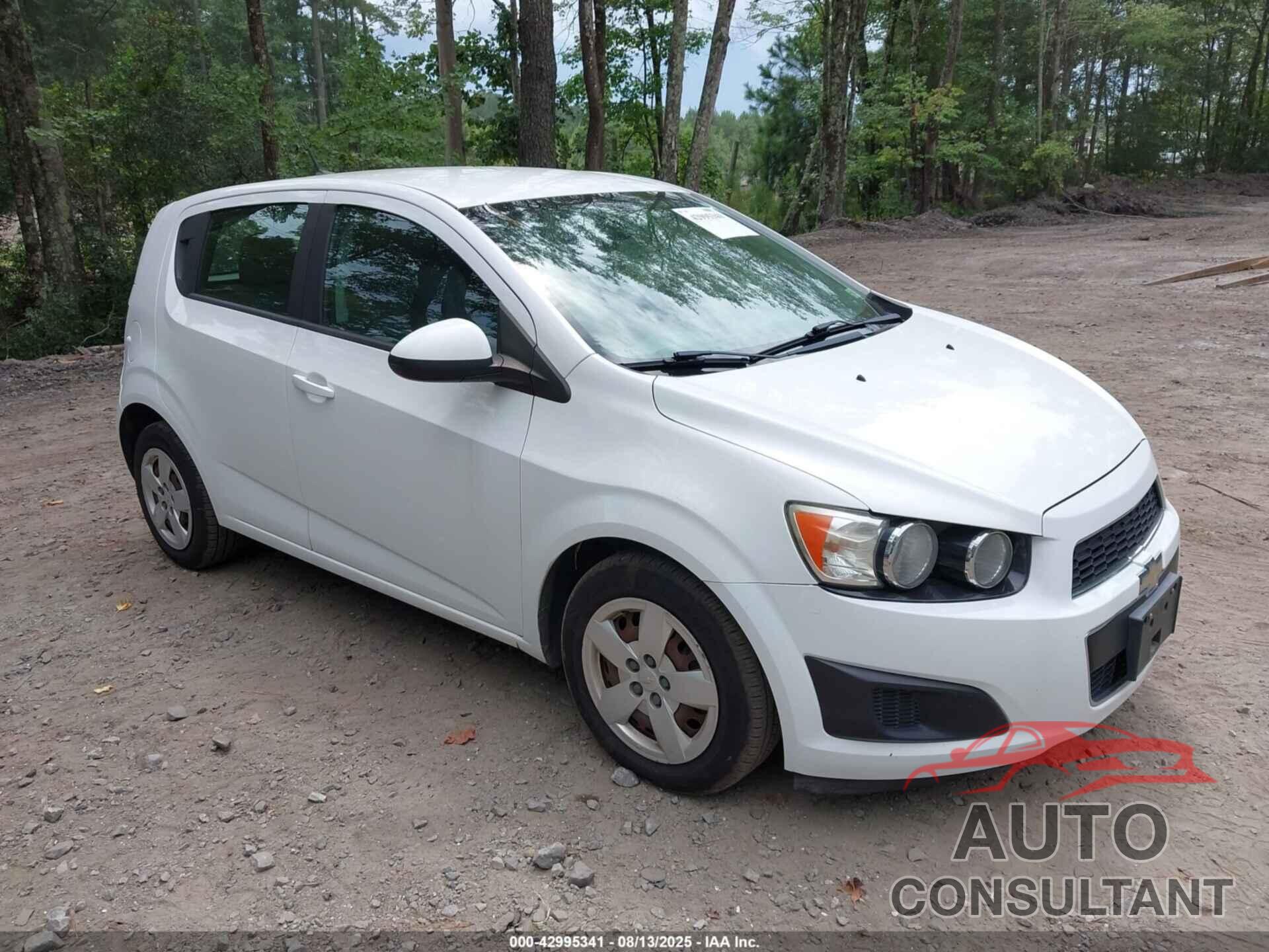 CHEVROLET SONIC 2014 - 1G1JA6SH5E4141114