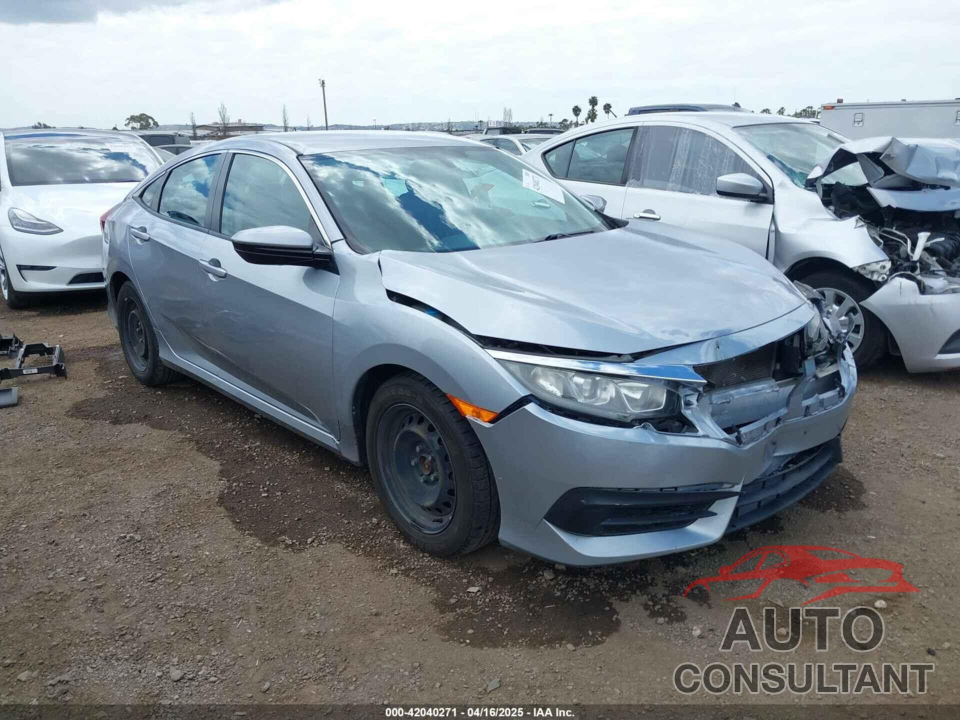 HONDA CIVIC 2018 - 2HGFC2F50JH500559
