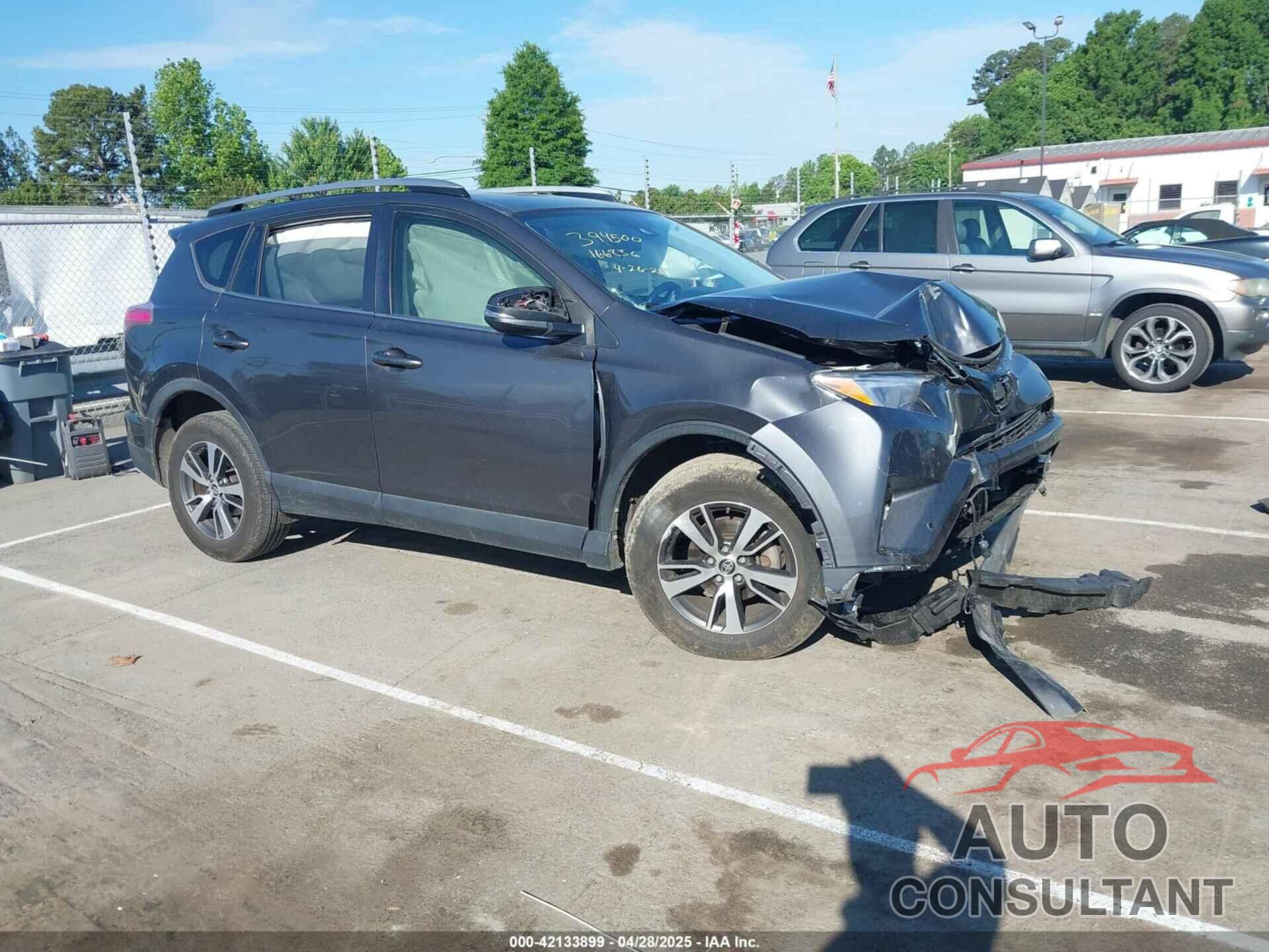 TOYOTA RAV4 2018 - JTMWFREV7JJ166836