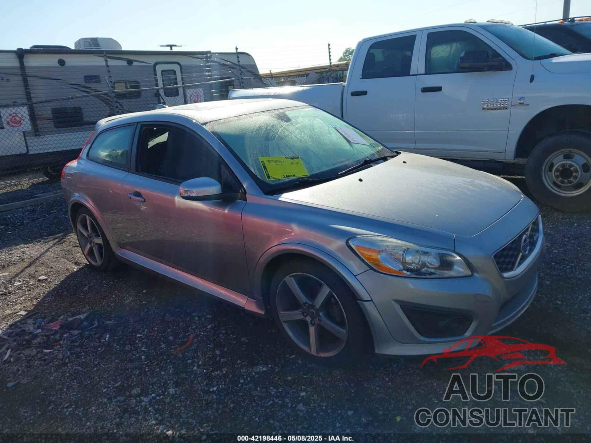 VOLVO C30 2011 - YV1672MK9B2236452