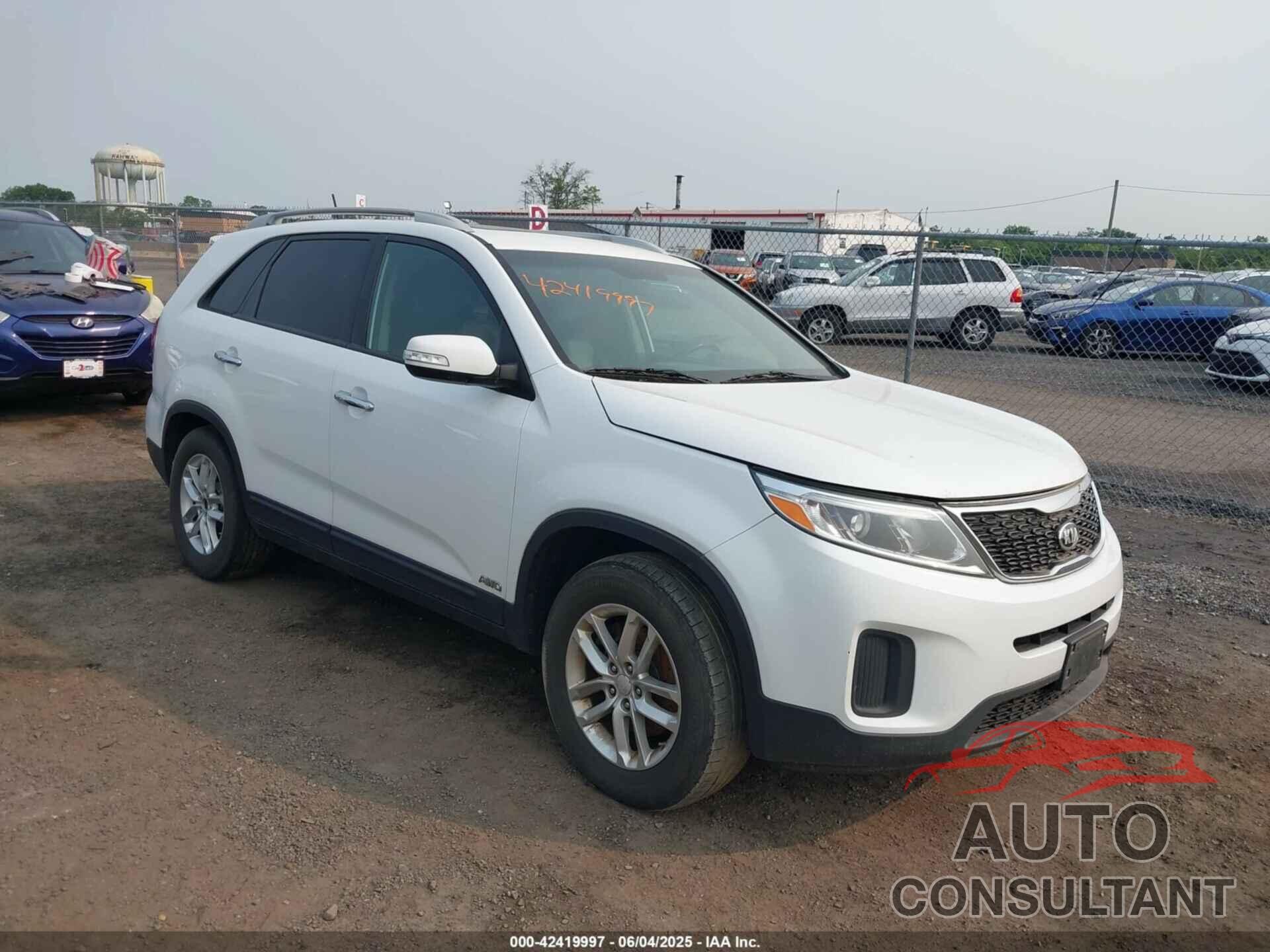 KIA SORENTO 2015 - 5XYKTDA7XFG604872