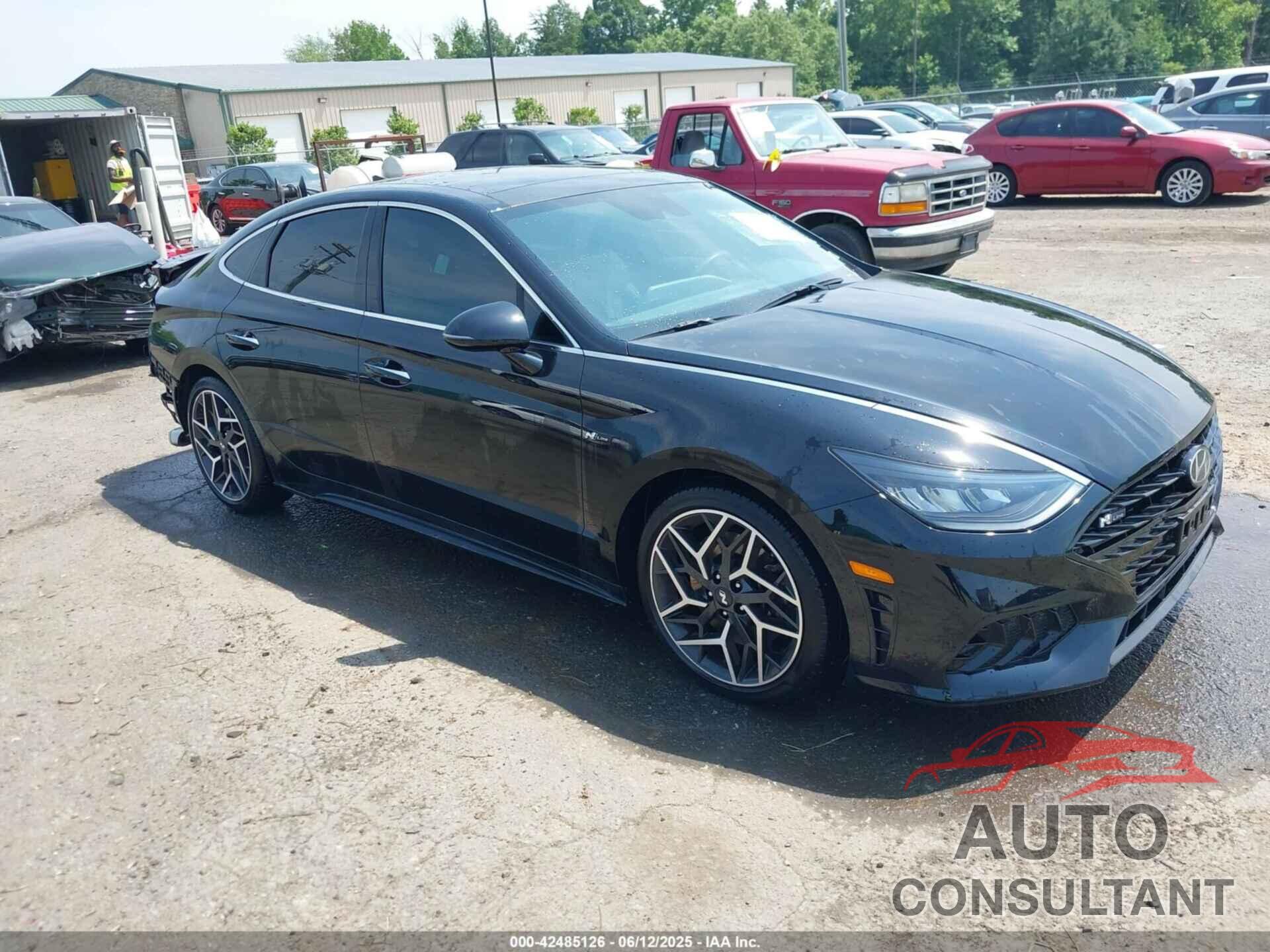 HYUNDAI SONATA 2023 - KMHL14JCXPA283789