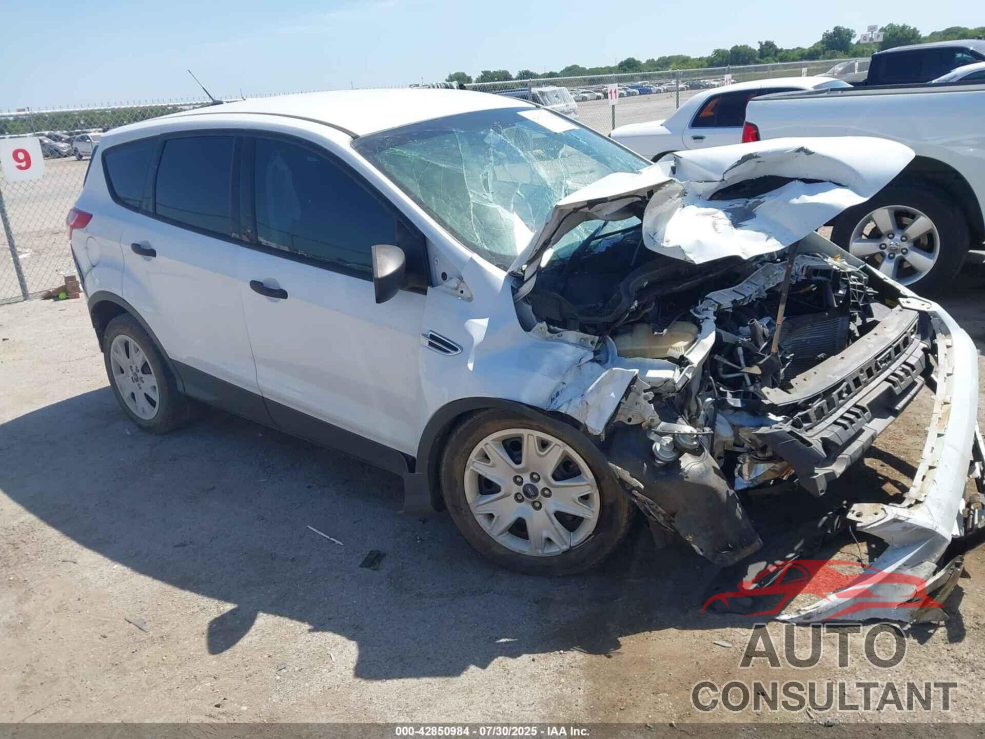 FORD ESCAPE 2014 - 1FMCU0F72EUB44635
