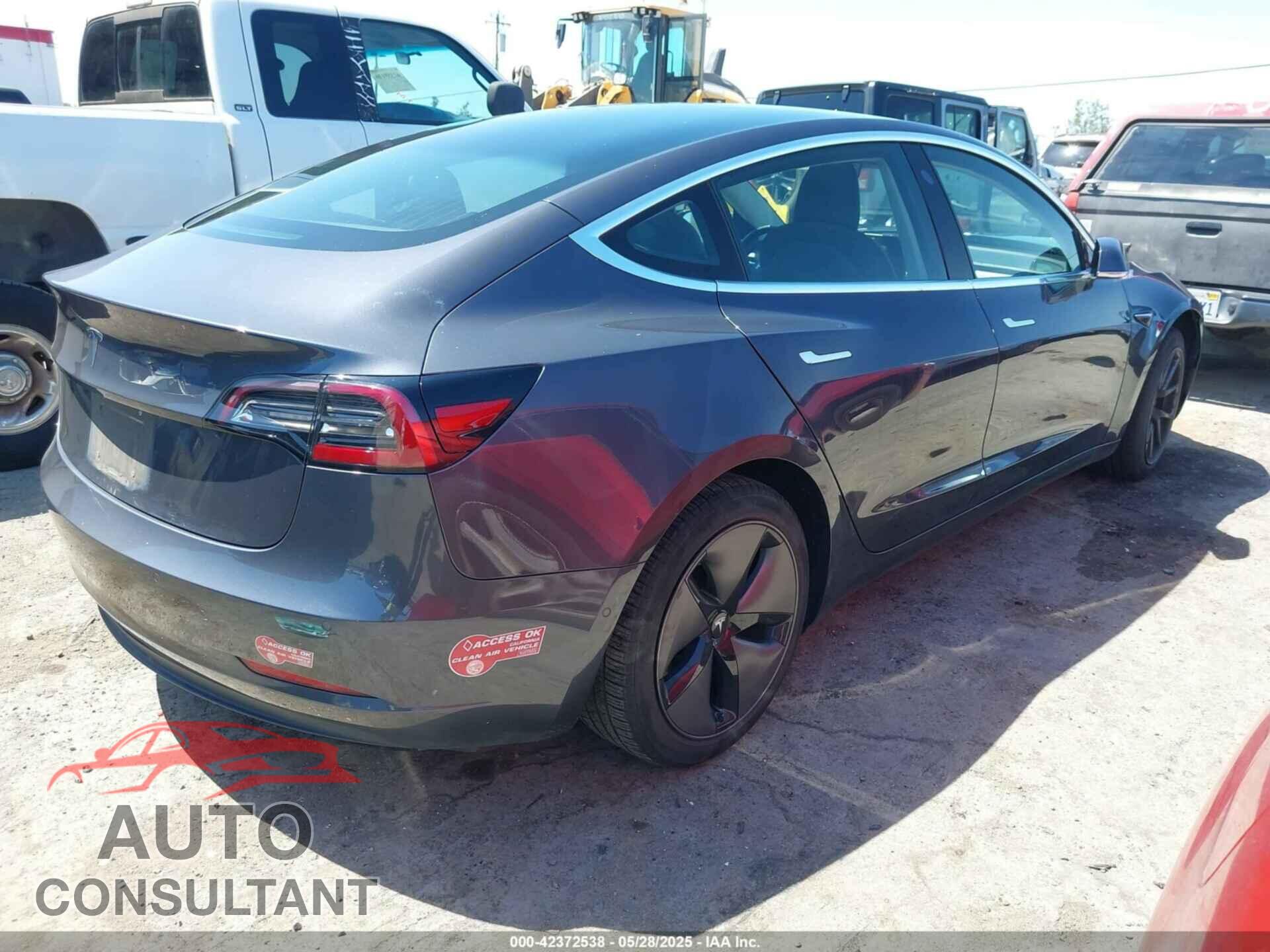 TESLA MODEL 3 2018 - 5YJ3E1EA3JF123798