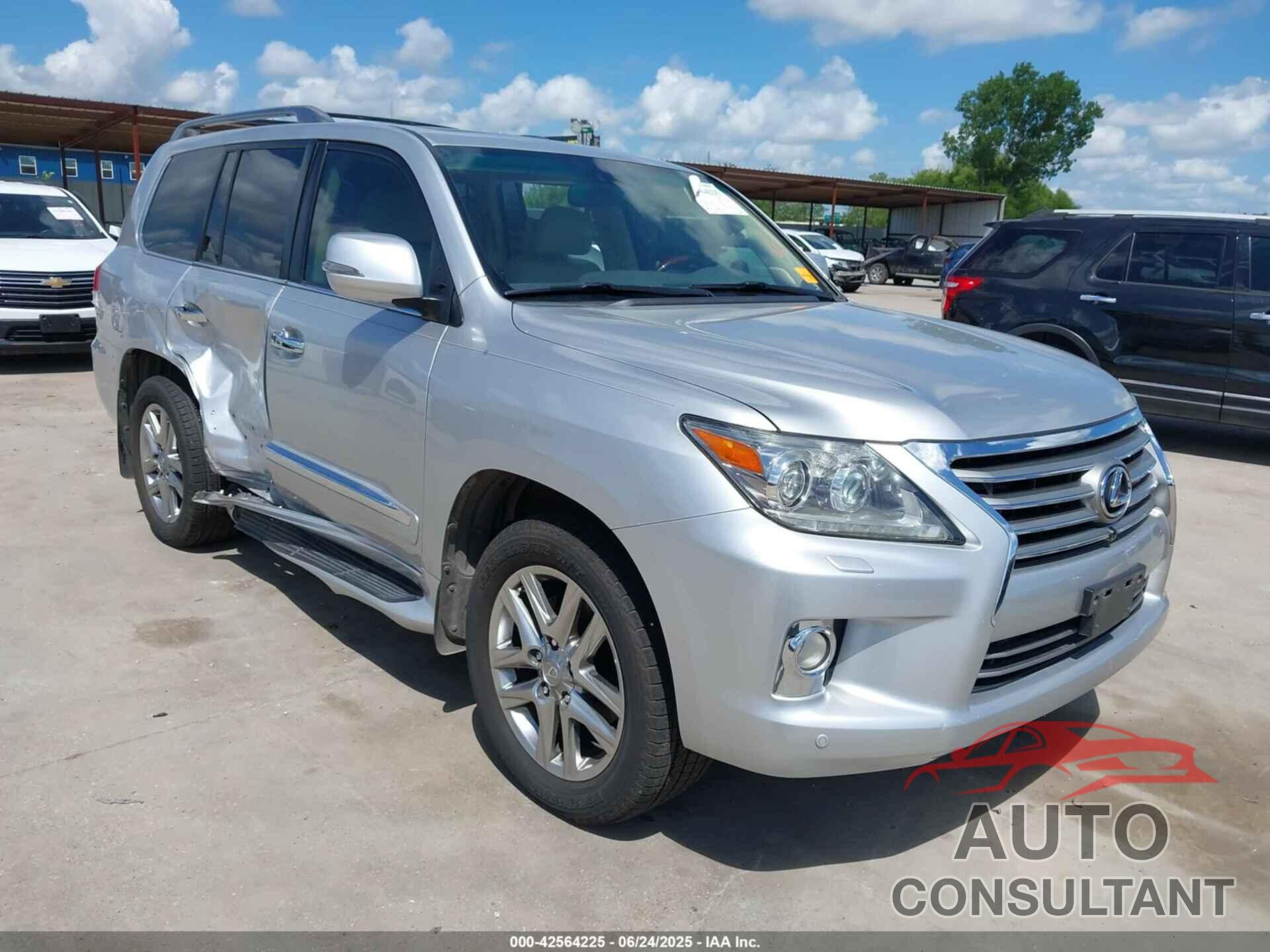 LEXUS LX 570 2013 - JTJHY7AXXD4110355
