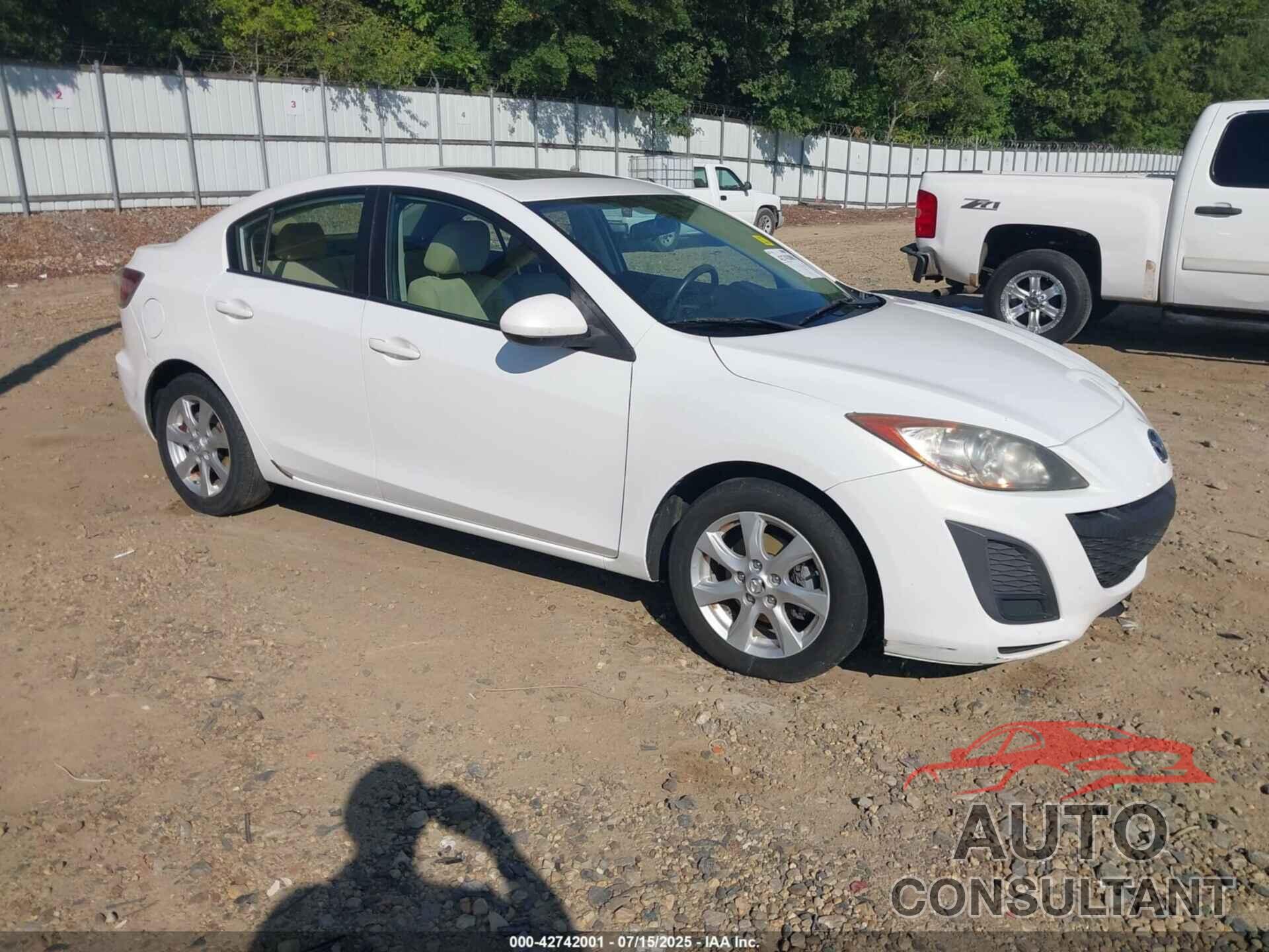 MAZDA 3 2011 - JM1BL1VG9B1371893