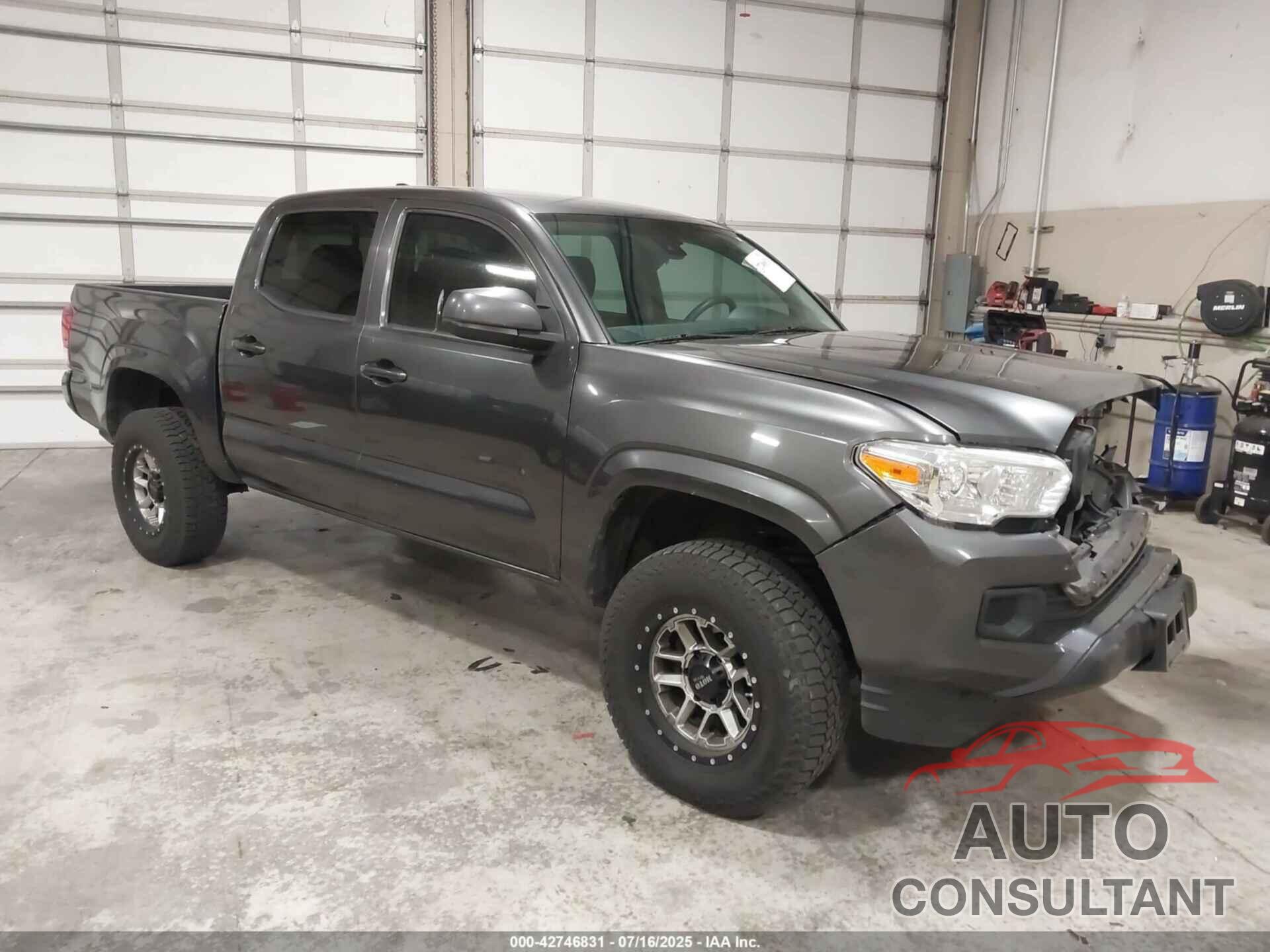 TOYOTA TACOMA 2018 - 3TMCZ5AN7JM125621