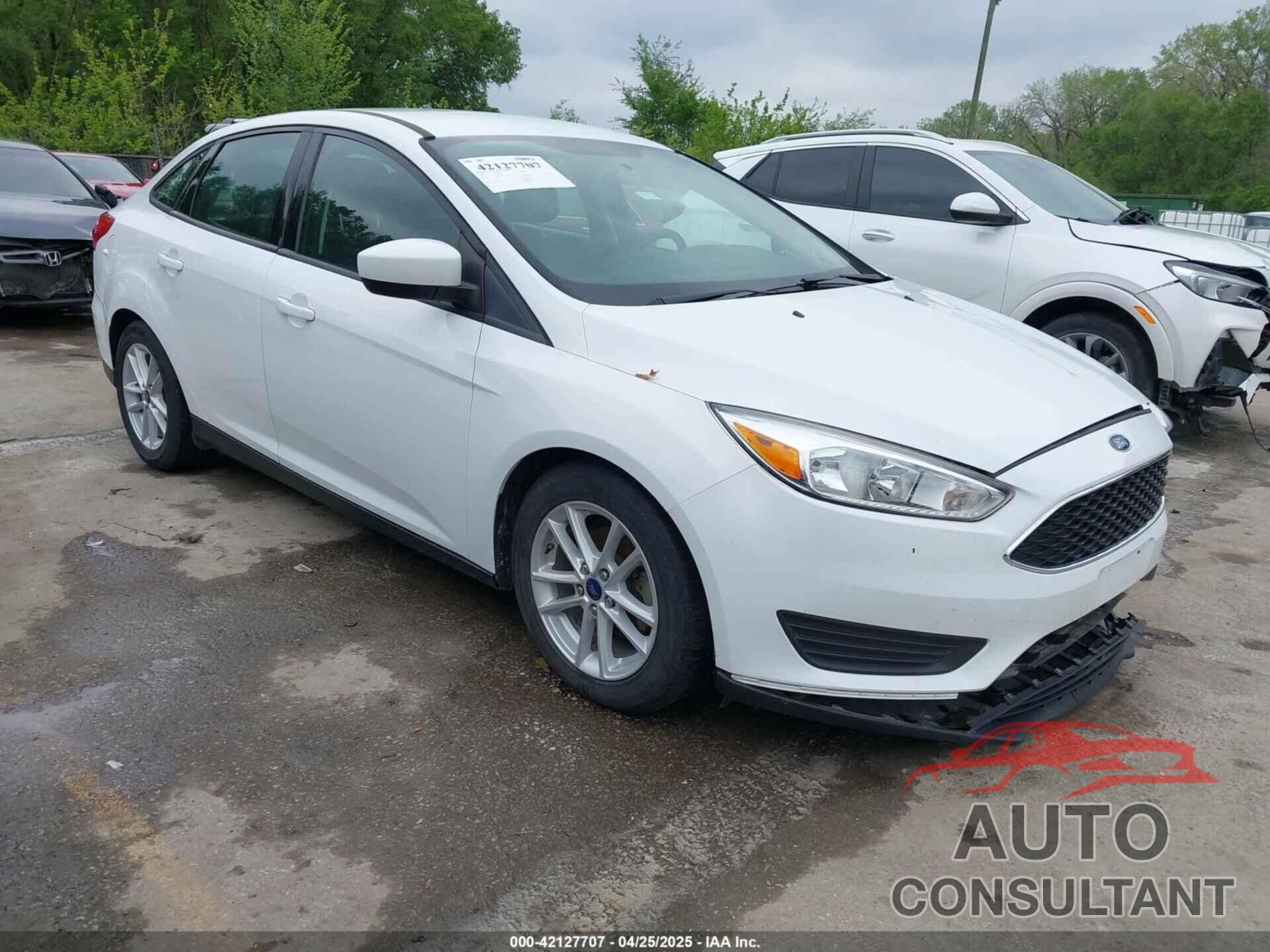 FORD FOCUS 2018 - 1FADP3F29JL223389