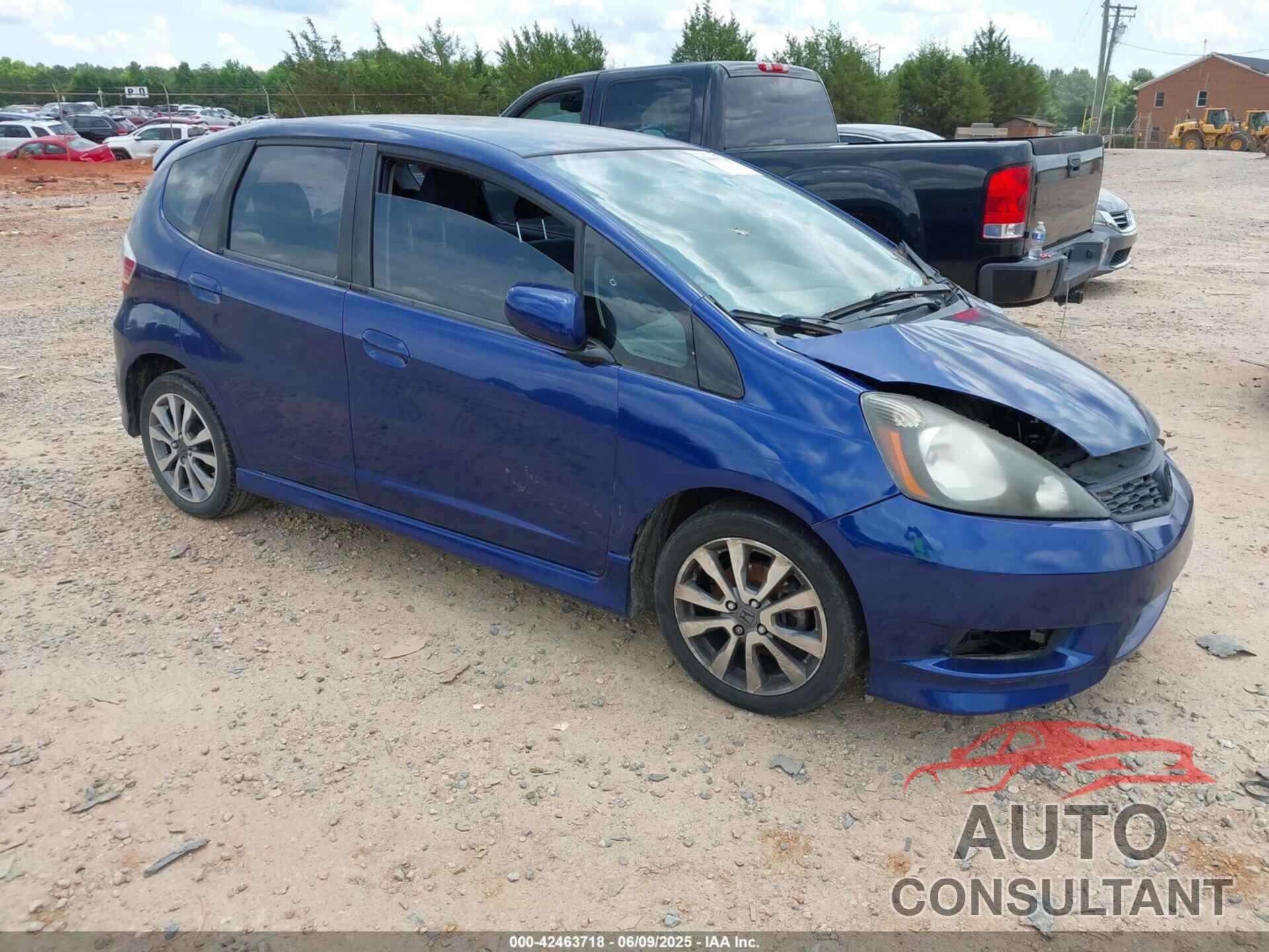 HONDA FIT 2013 - JHMGE8H53DC074983