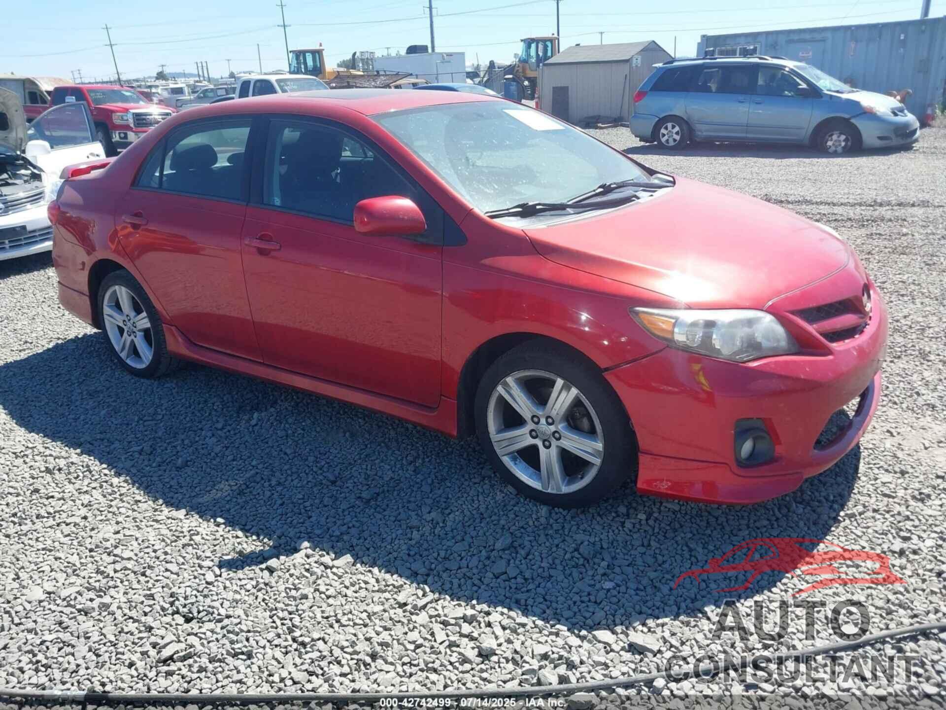 TOYOTA COROLLA 2013 - 2T1BU4EE3DC933380