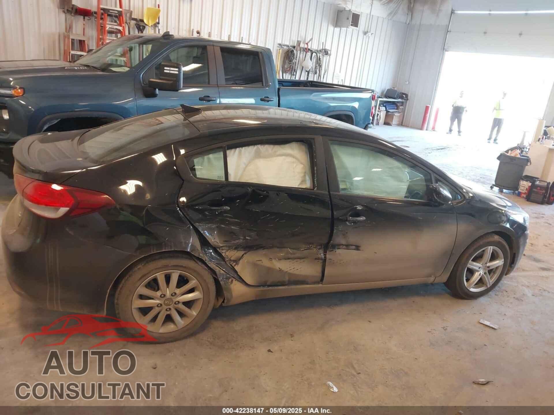 KIA FORTE 2017 - 3KPFL4A75HE022714