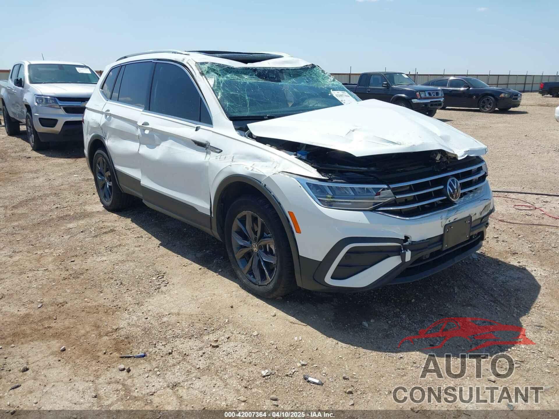 VOLKSWAGEN TIGUAN 2022 - 3VV2B7AX2NM010932