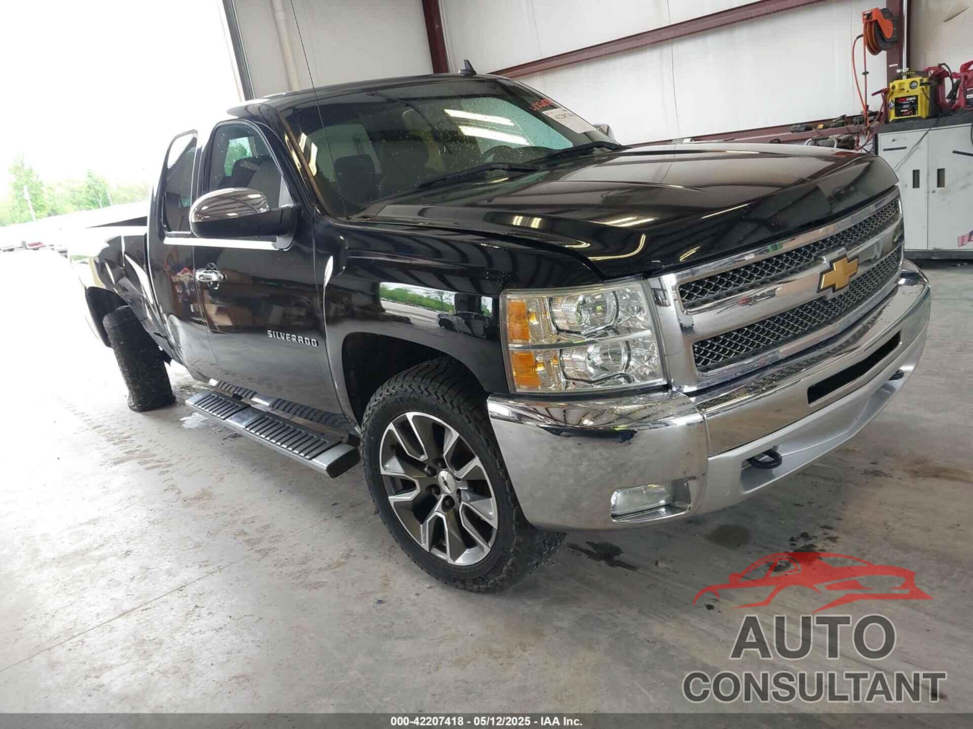 CHEVROLET SILVERADO 1500 2013 - 1GCRKSE78DZ121413