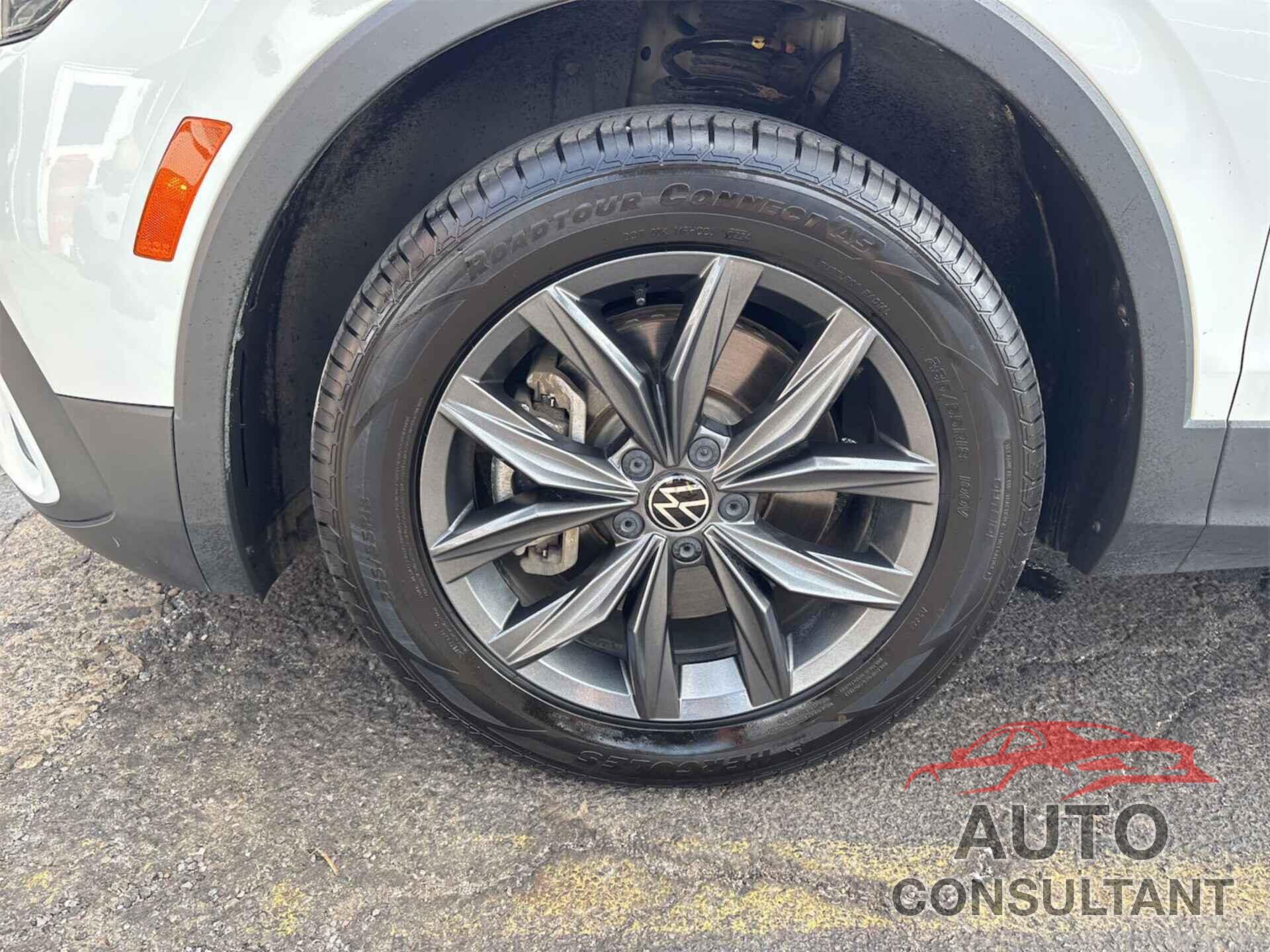 VOLKSWAGEN TIGUAN 2022 - 3VV3B7AX9NM140291