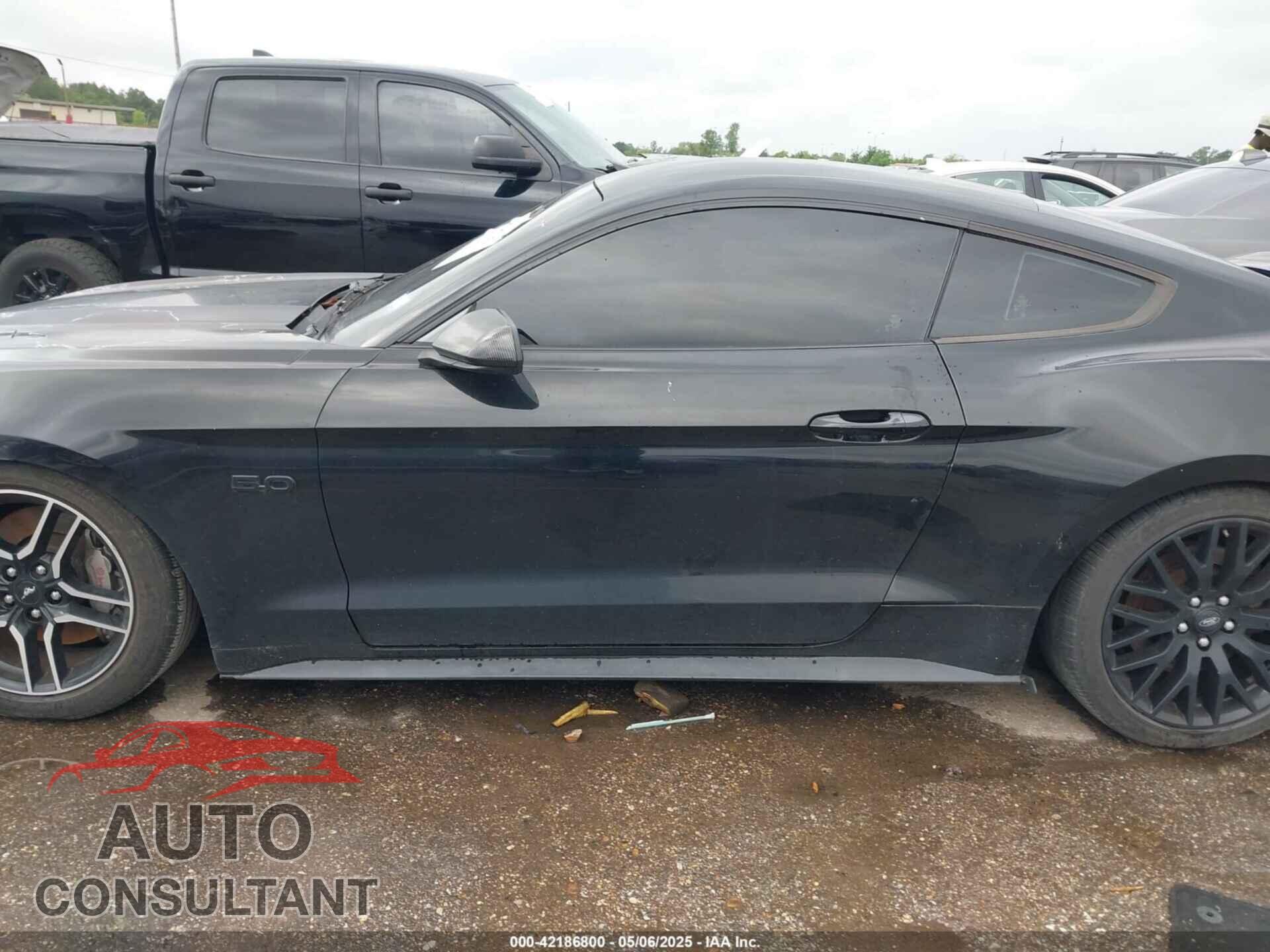FORD MUSTANG 2015 - 1FA6P8CF0F5412781