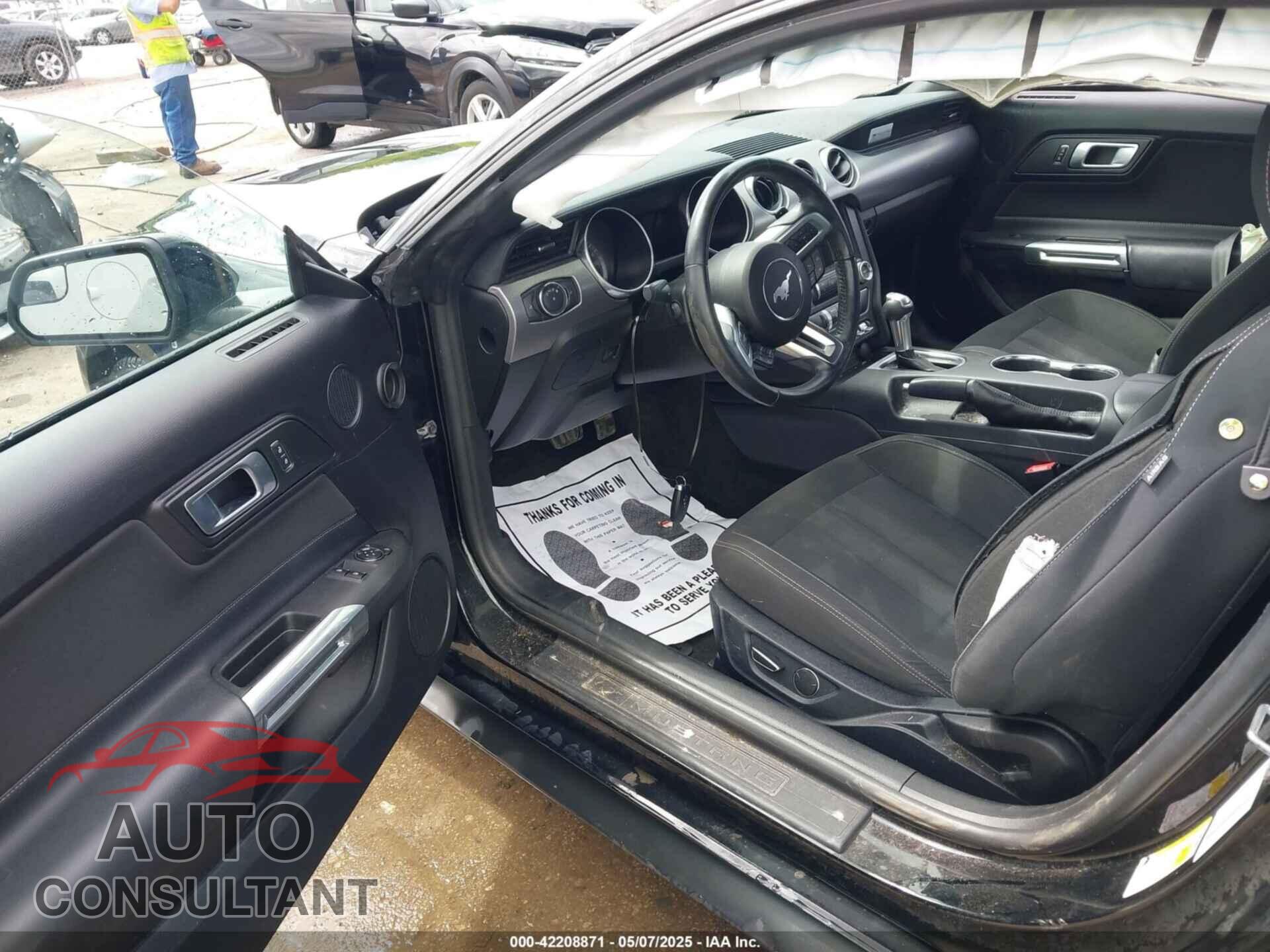 FORD MUSTANG 2018 - 1FA6P8TH4J5161094