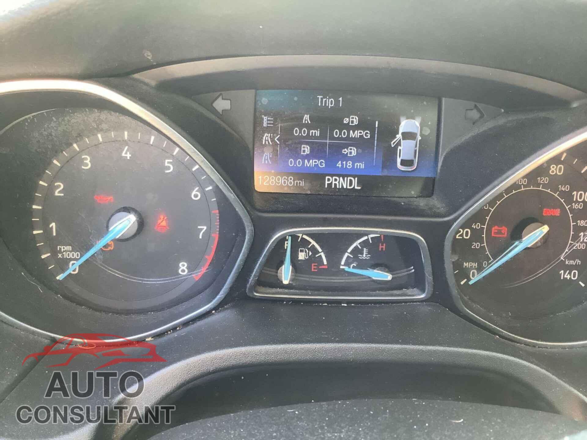 FORD FOCUS 2016 - 1FADP3E22GL366131