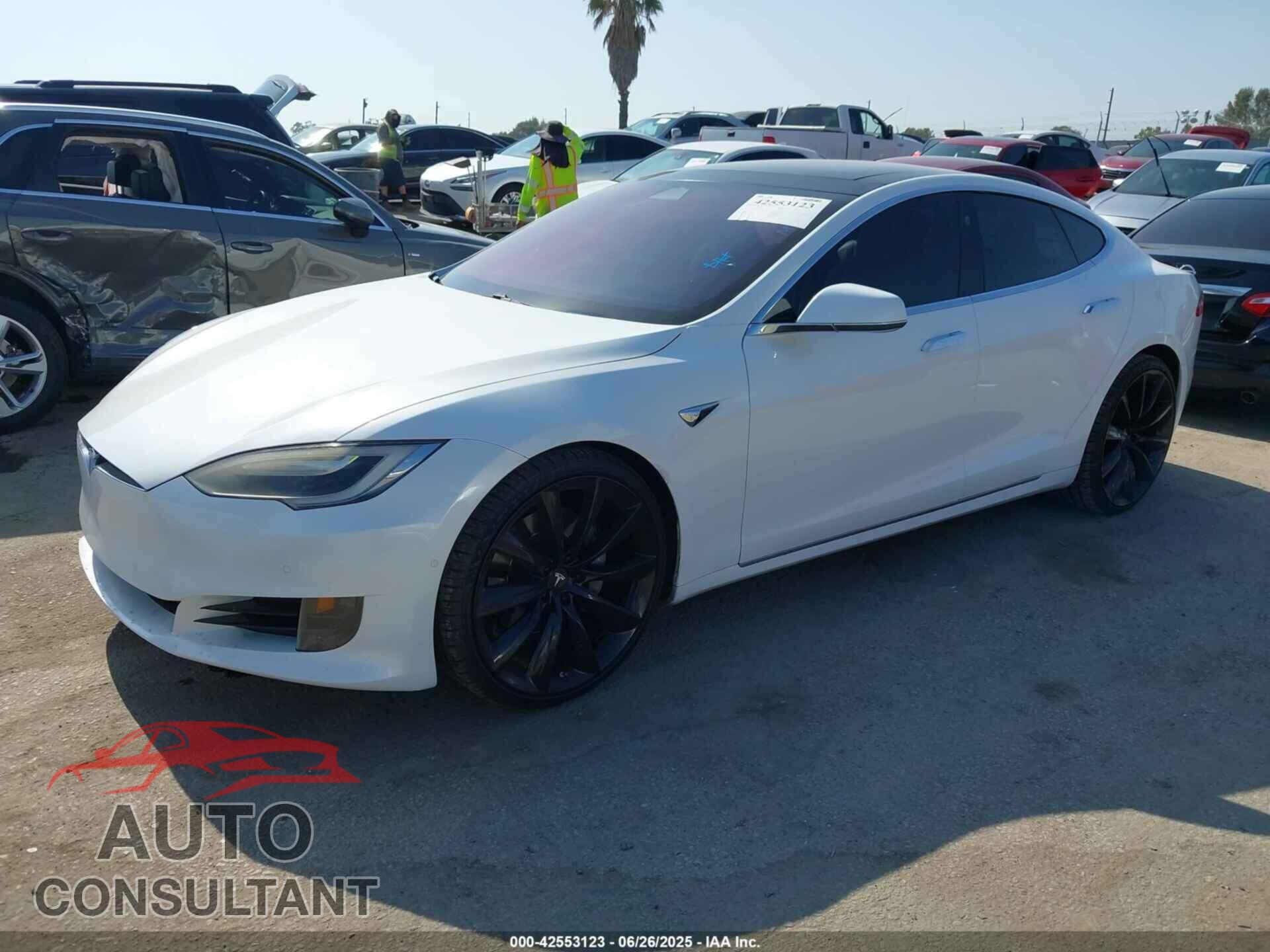 TESLA MODEL S 2017 - 5YJSA1E15HF183194