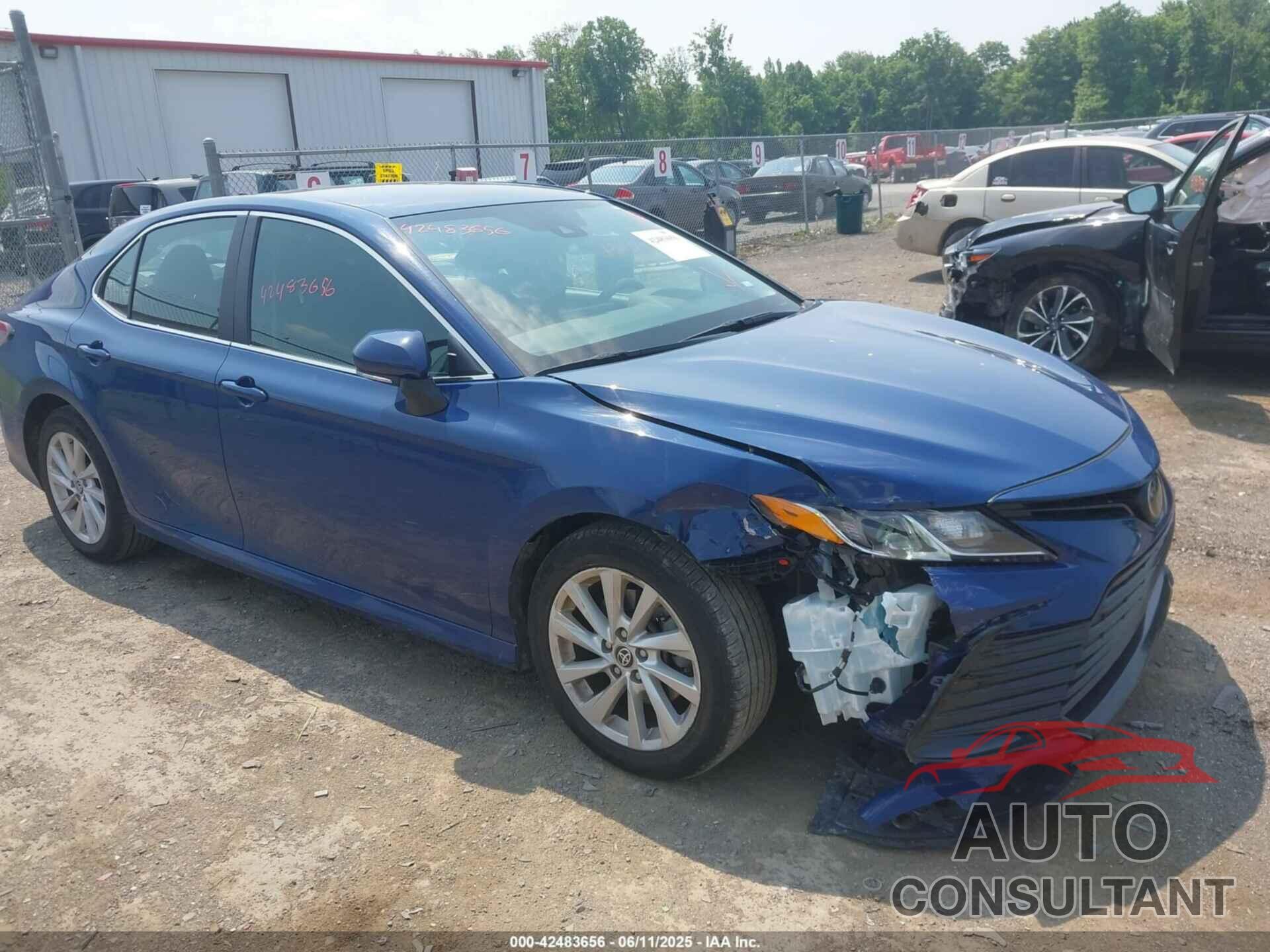 TOYOTA CAMRY 2023 - 4T1R11AK9PU180068
