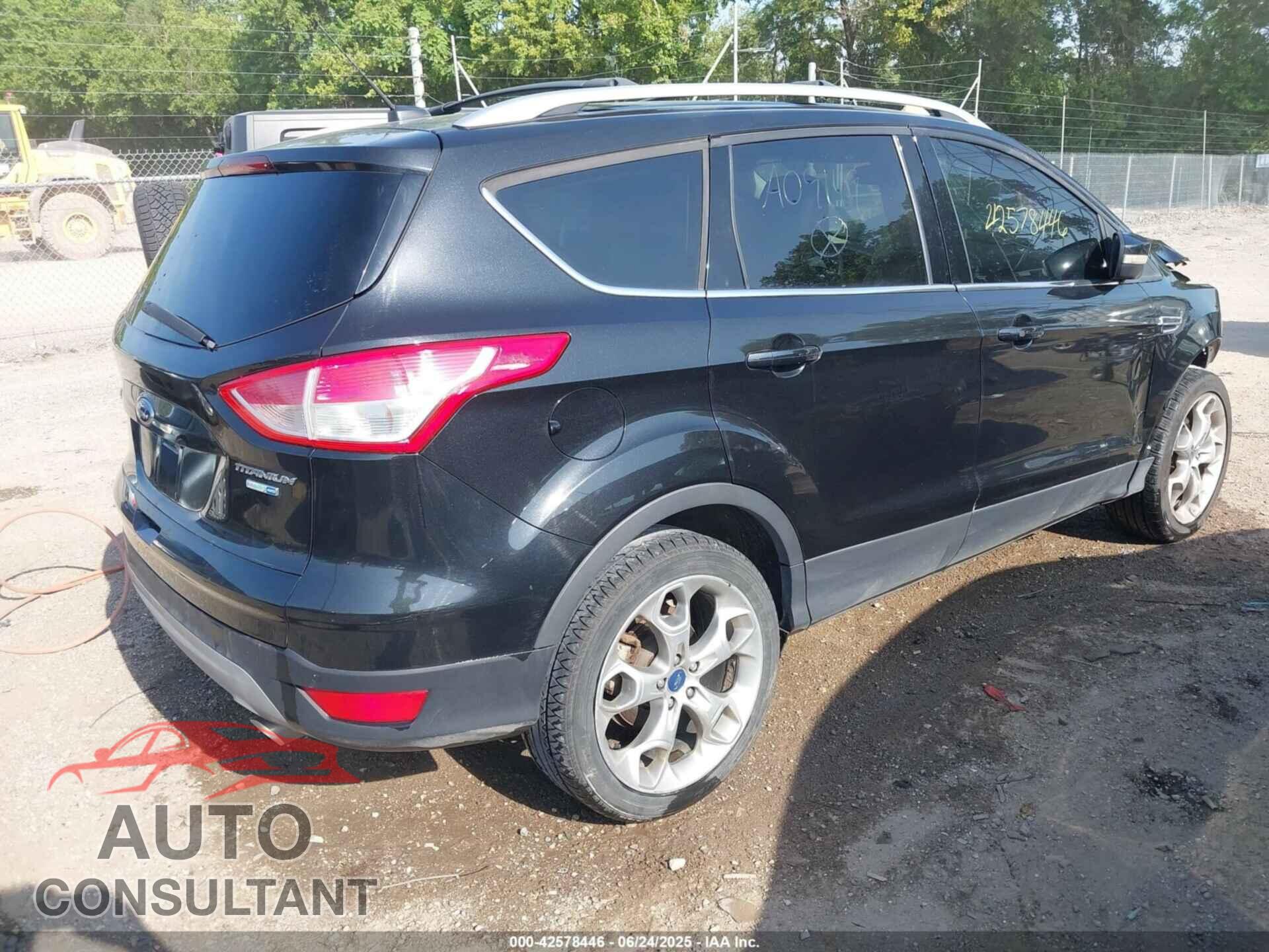FORD ESCAPE 2013 - 1FMCU9J94DUA09149