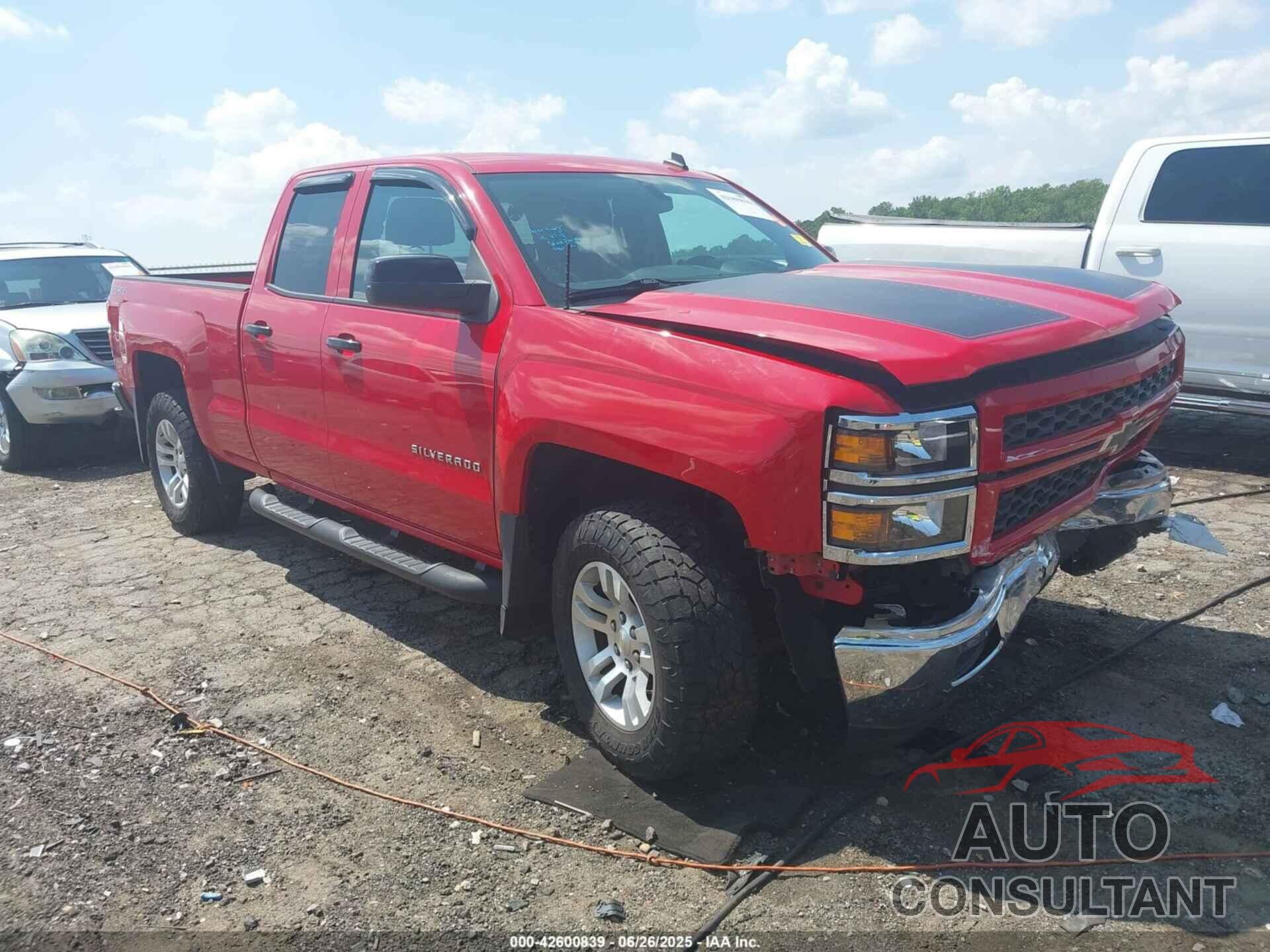CHEVROLET SILVERADO 1500 2014 - 1GCVKREC2EZ379870