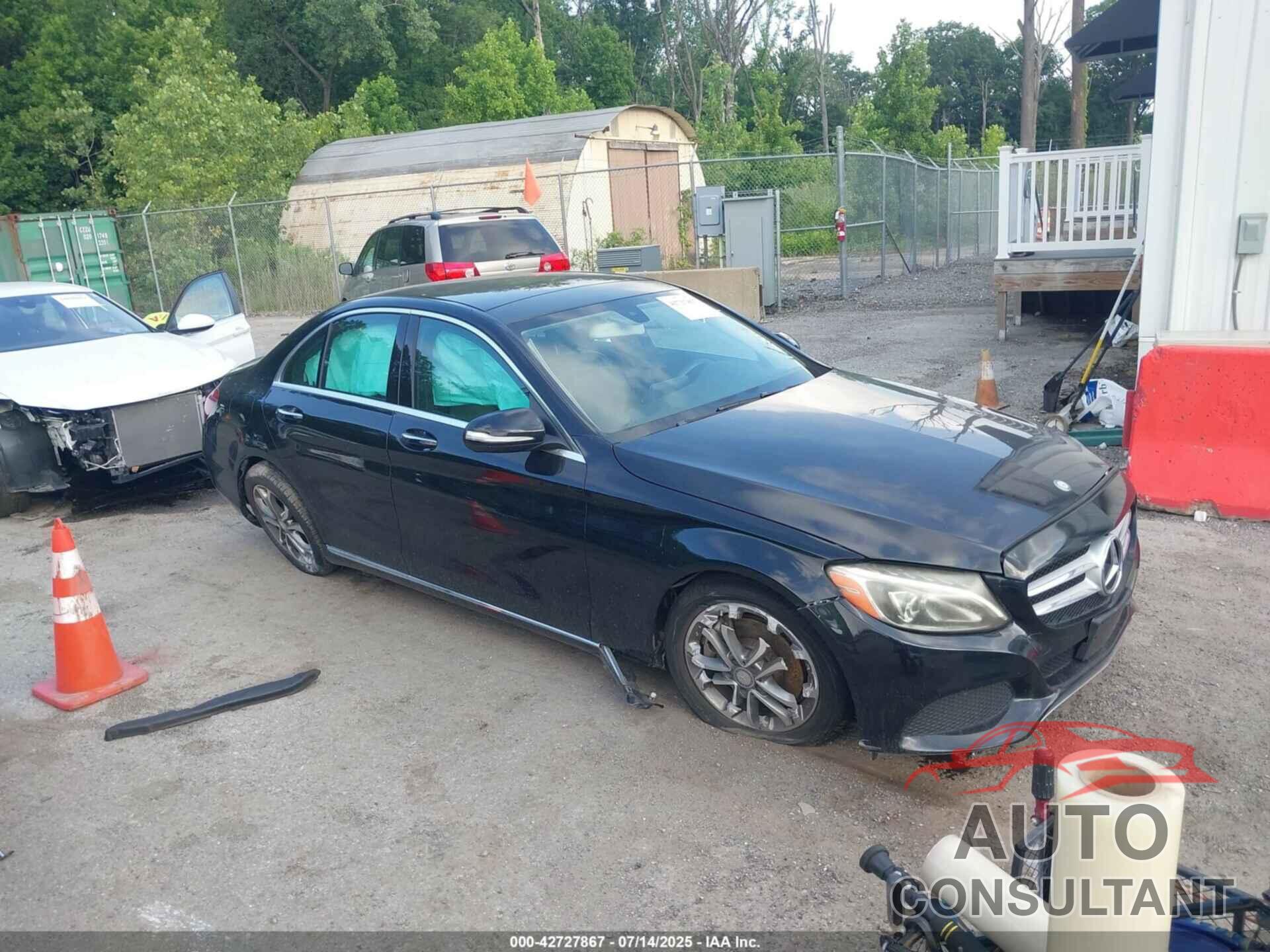 MERCEDES-BENZ C 300 2015 - 55SWF4KB6FU075082