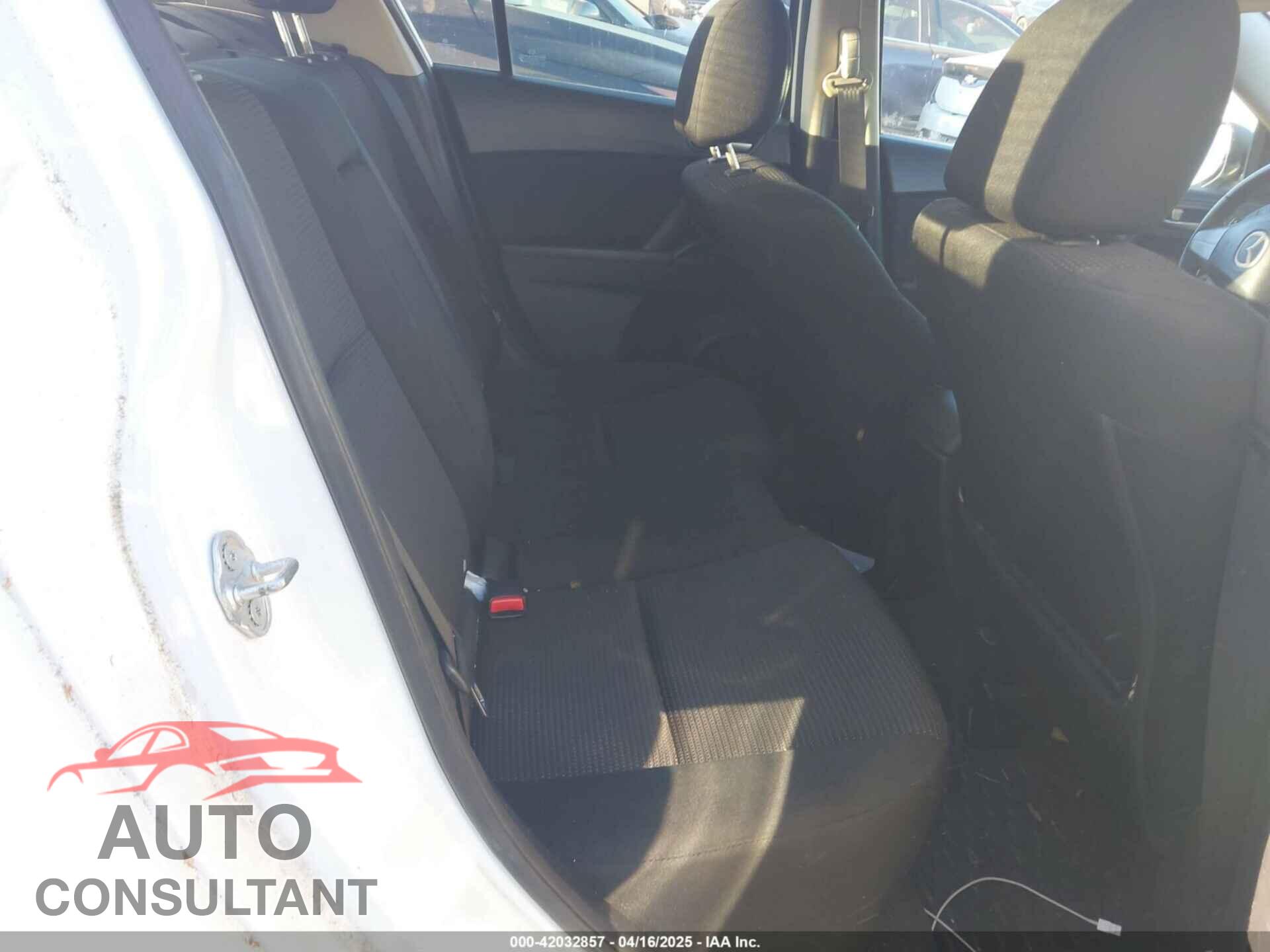 MAZDA 3 2012 - JM1BL1V78C1655923