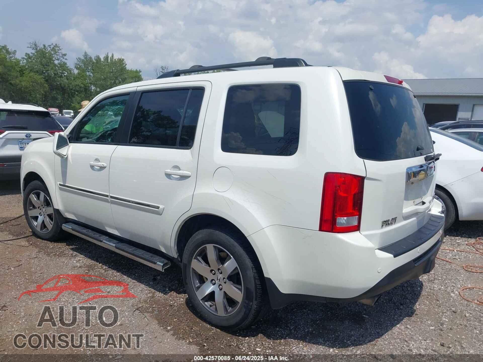 HONDA PILOT 2012 - 5FNYF4H99CB033581