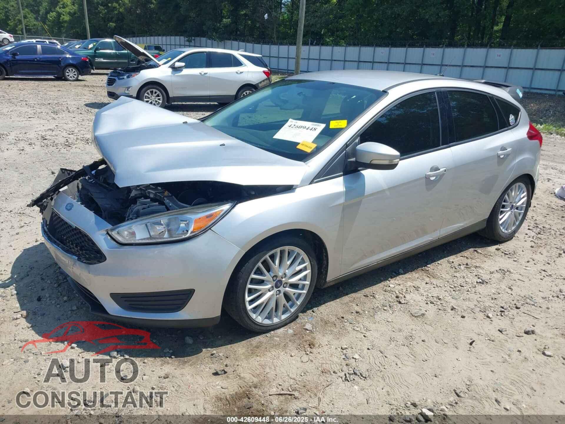FORD FOCUS 2018 - 1FADP3K2XJL226128