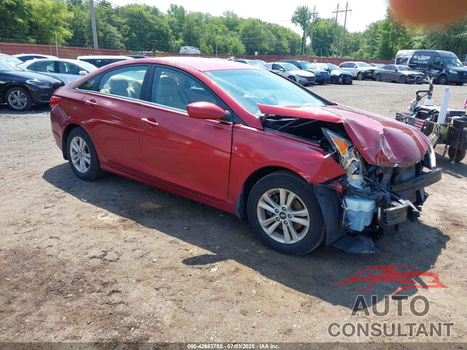 HYUNDAI SONATA 2011 - 5NPEB4AC5BH111424