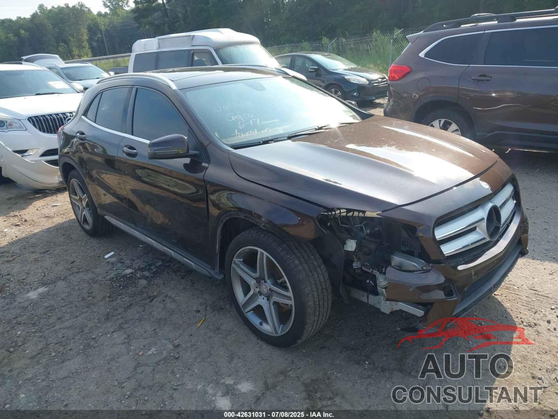 MERCEDES-BENZ GLA 250 2015 - WDCTG4GB4FJ095313
