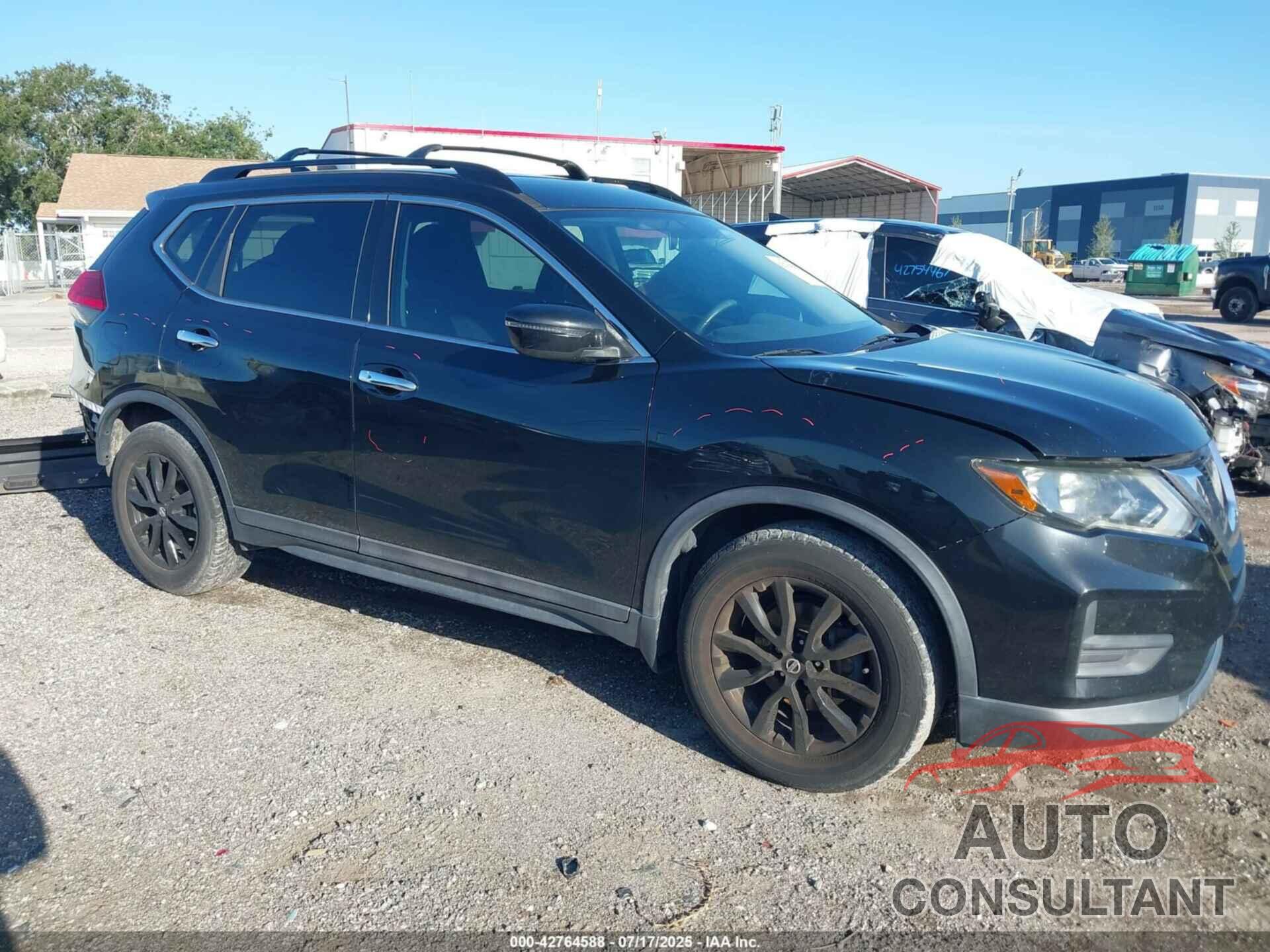 NISSAN ROGUE 2017 - 5N1AT2MT2HC825944