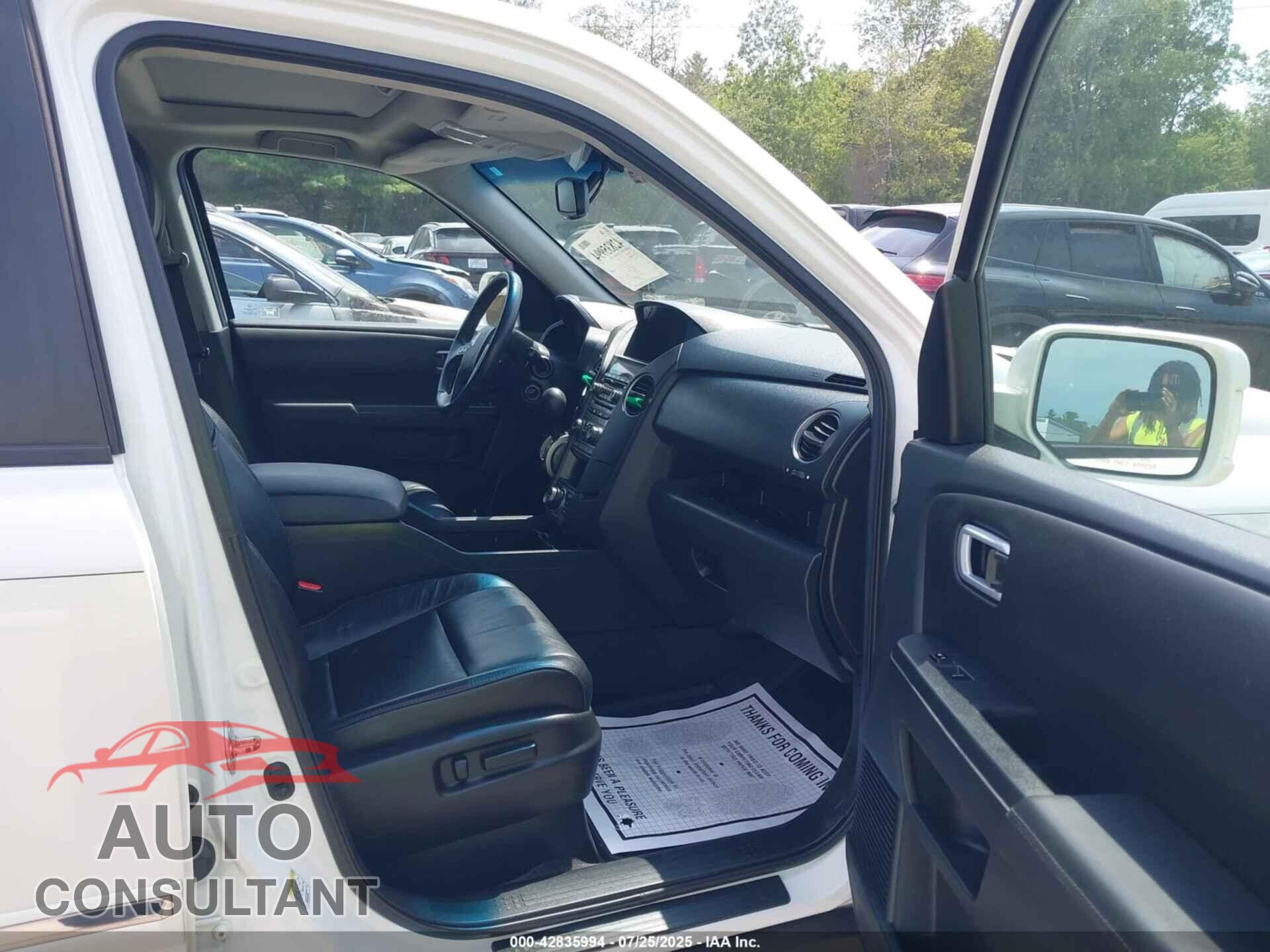 HONDA PILOT 2012 - 5FNYF4H92CB068480