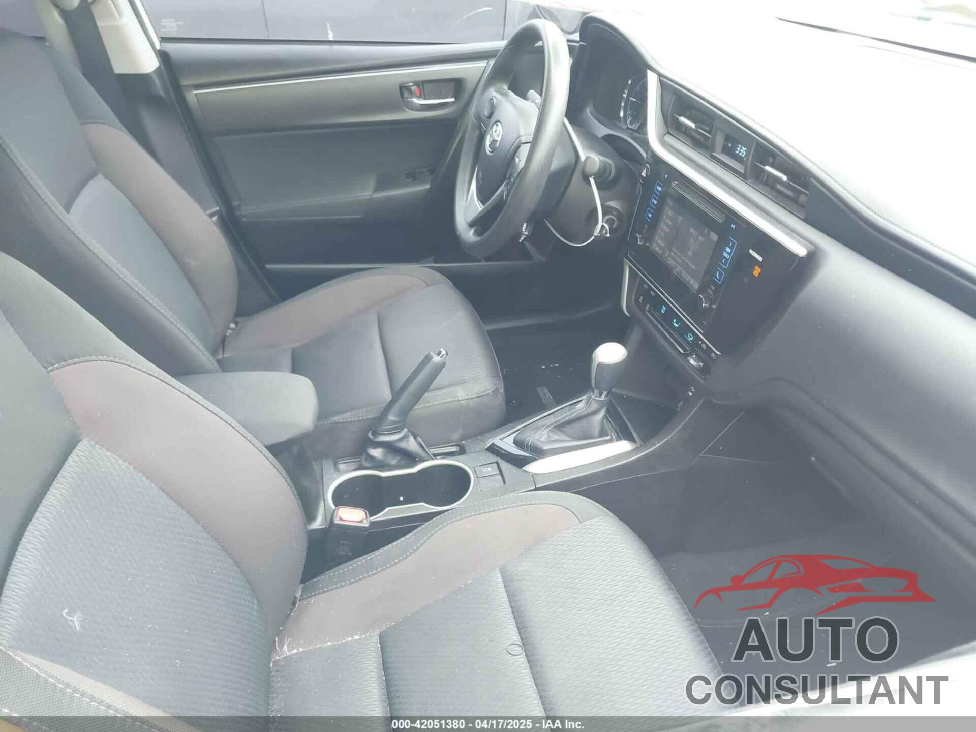 TOYOTA COROLLA 2017 - 5YFBURHE2HP699568