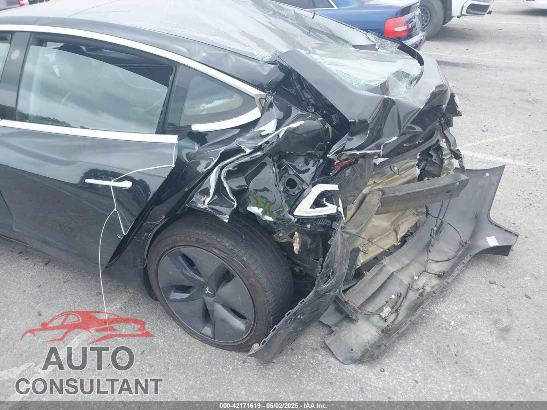 TESLA MODEL 3 2019 - 5YJ3E1EBBKF208599