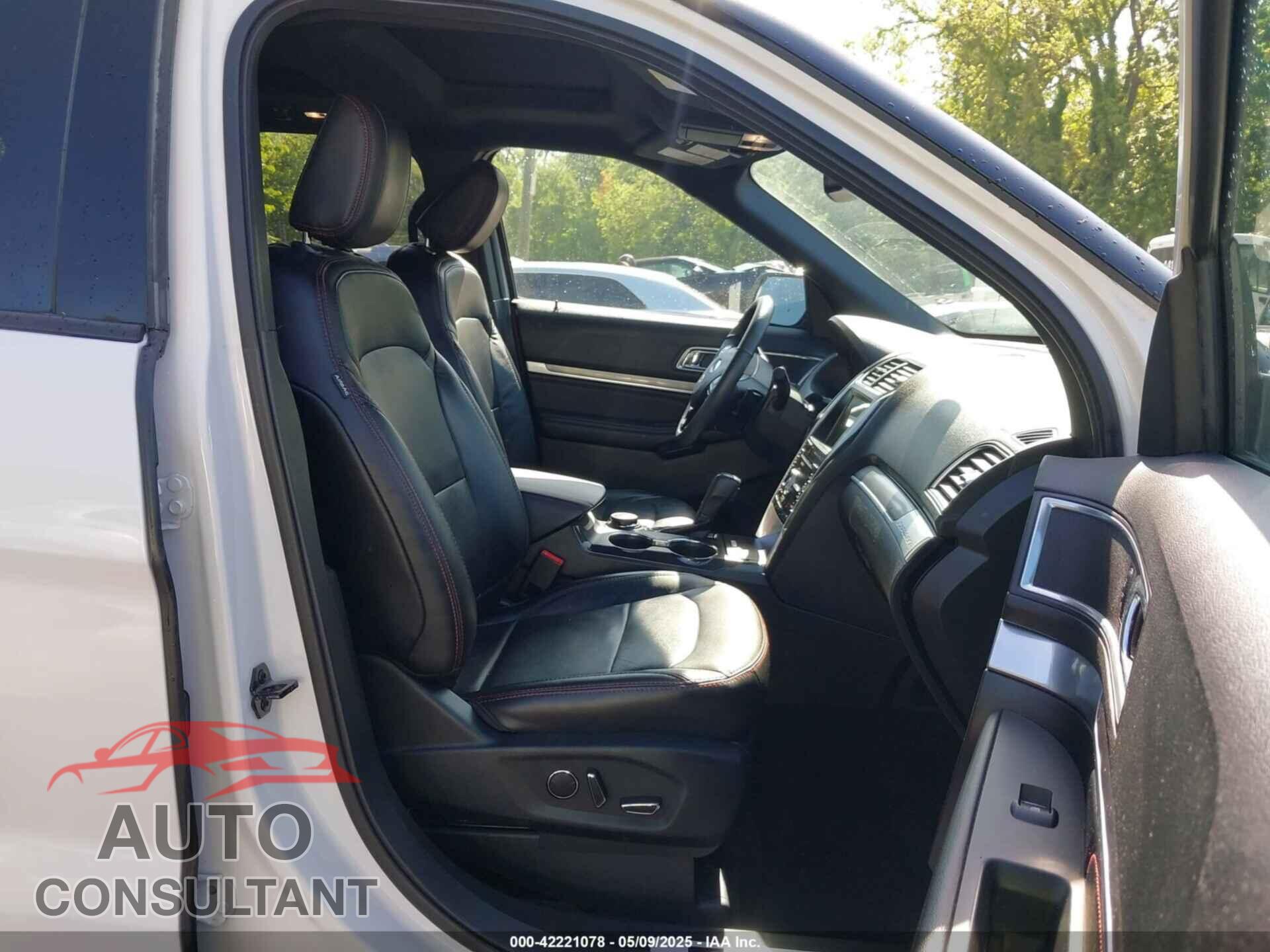 FORD EXPLORER 2018 - 1FM5K8GT7JGB08652