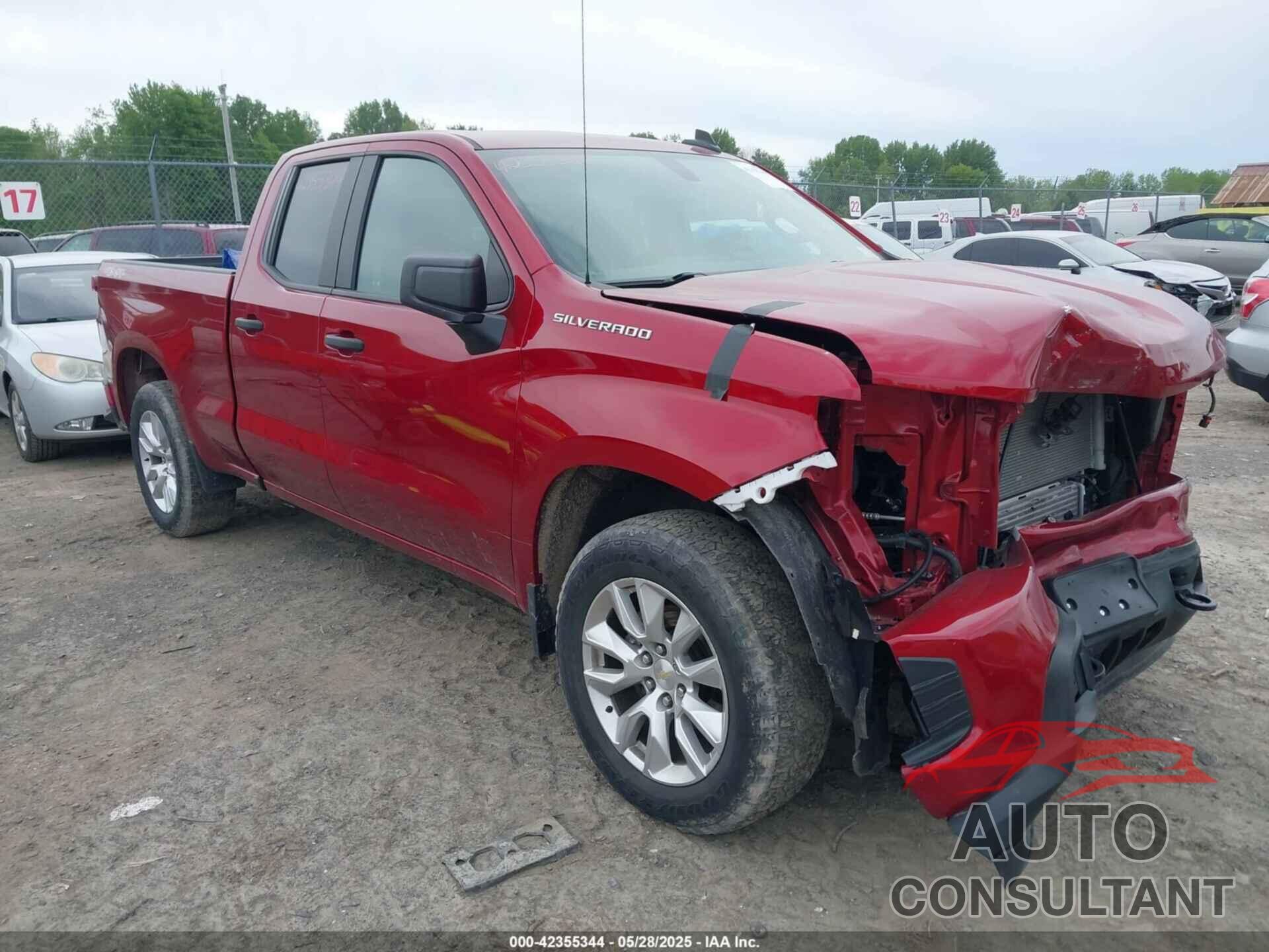CHEVROLET SILVERADO 1500 2021 - 1GCRYBEK8MZ343100