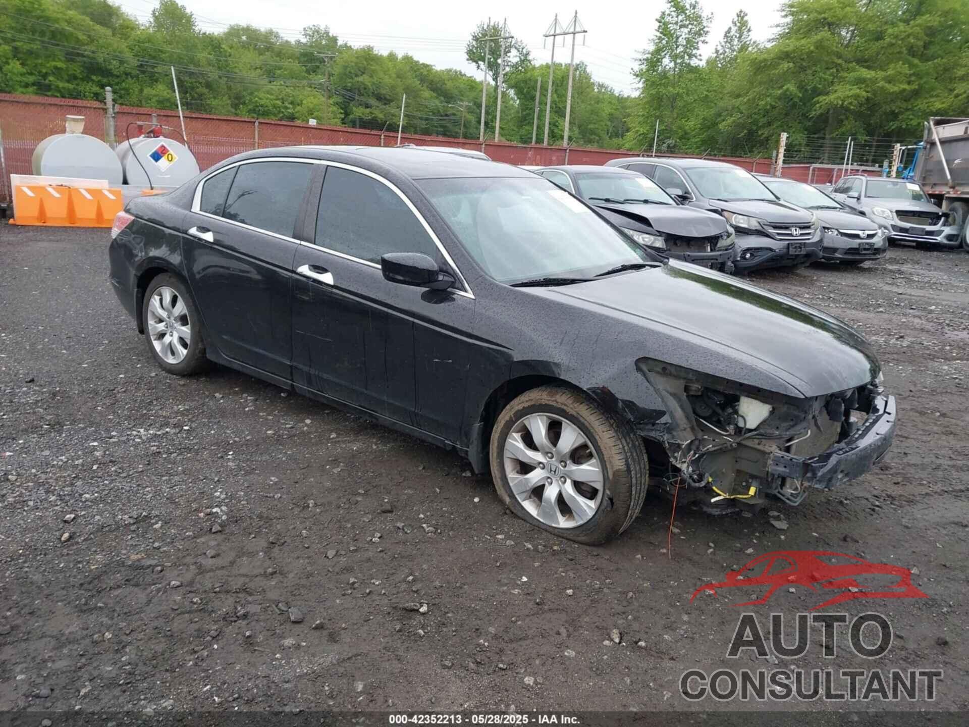 HONDA ACCORD 2010 - 1HGCP3F82AA021632
