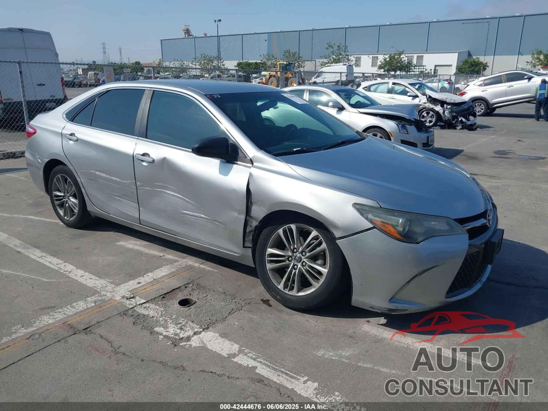 TOYOTA CAMRY 2015 - 4T1BF1FK0FU009638