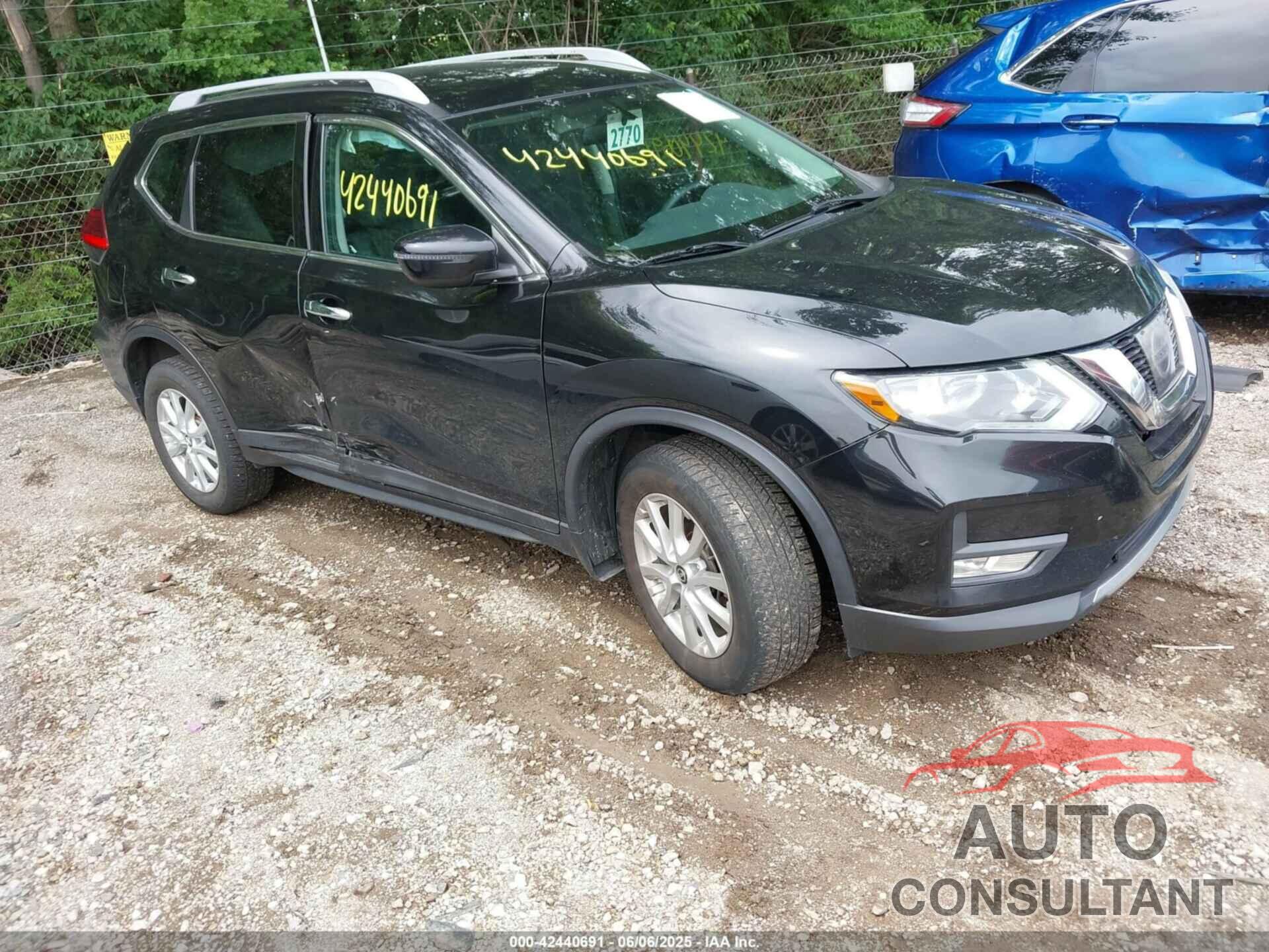 NISSAN ROGUE 2017 - 5N1AT2MV6HC851108