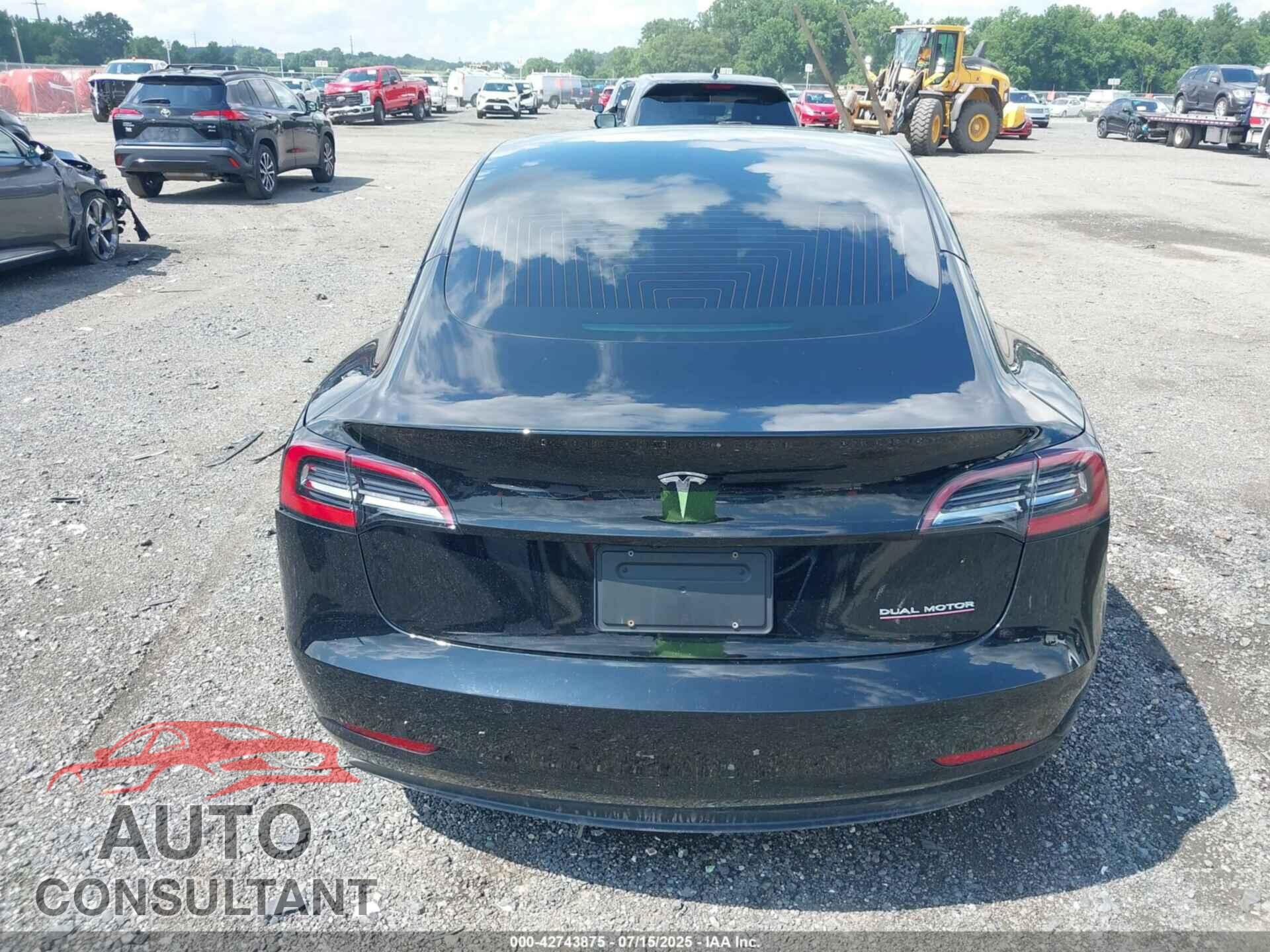 TESLA MODEL 3 2019 - 5YJ3E1EB5KF418072